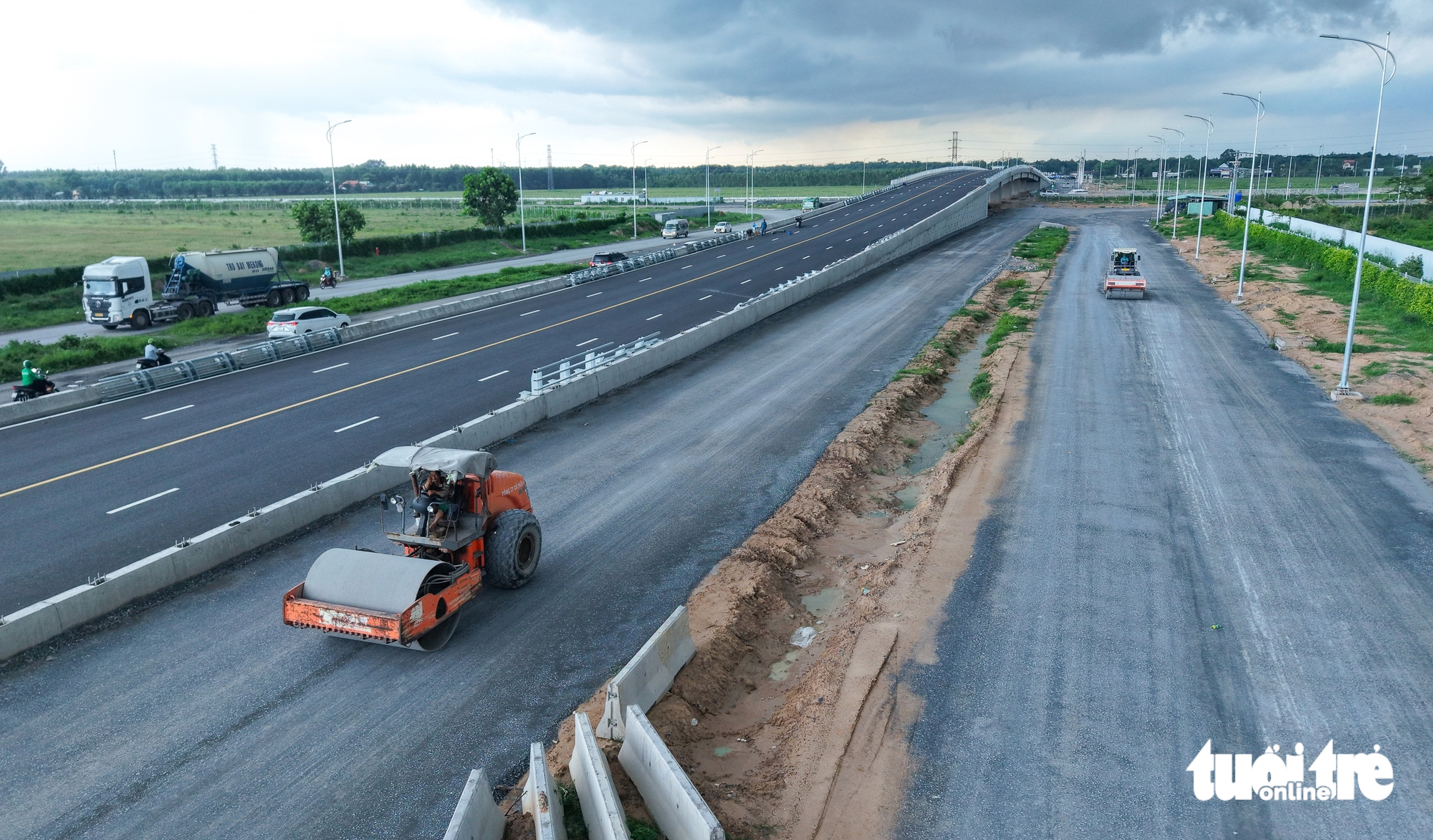 Đường vào “trái tim” công trường xây dựng sân bay Long Thành - Ảnh 9.