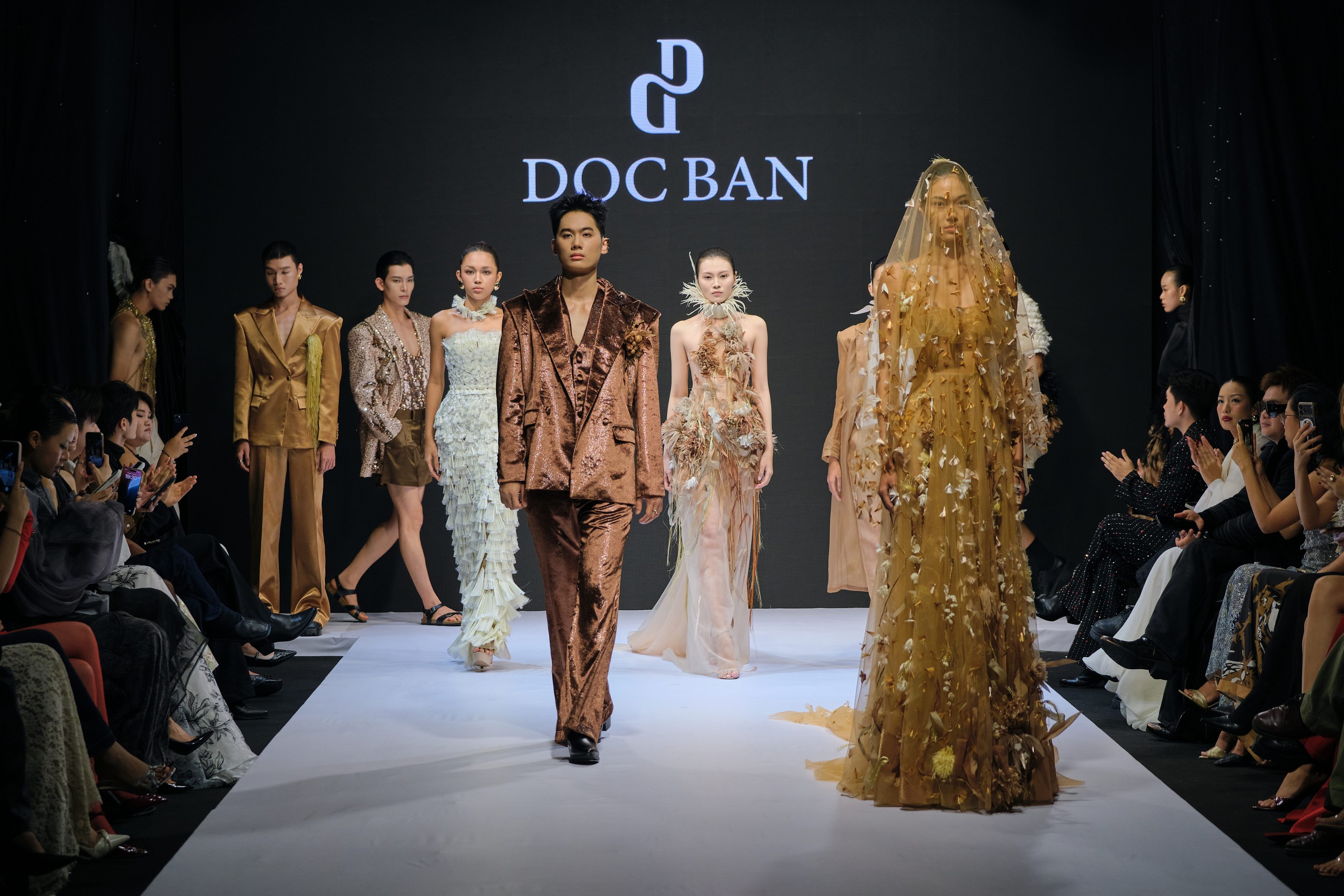Saigon Fashion Runway mở ra sân chơi mới cho thời trang Việt - Ảnh 18.