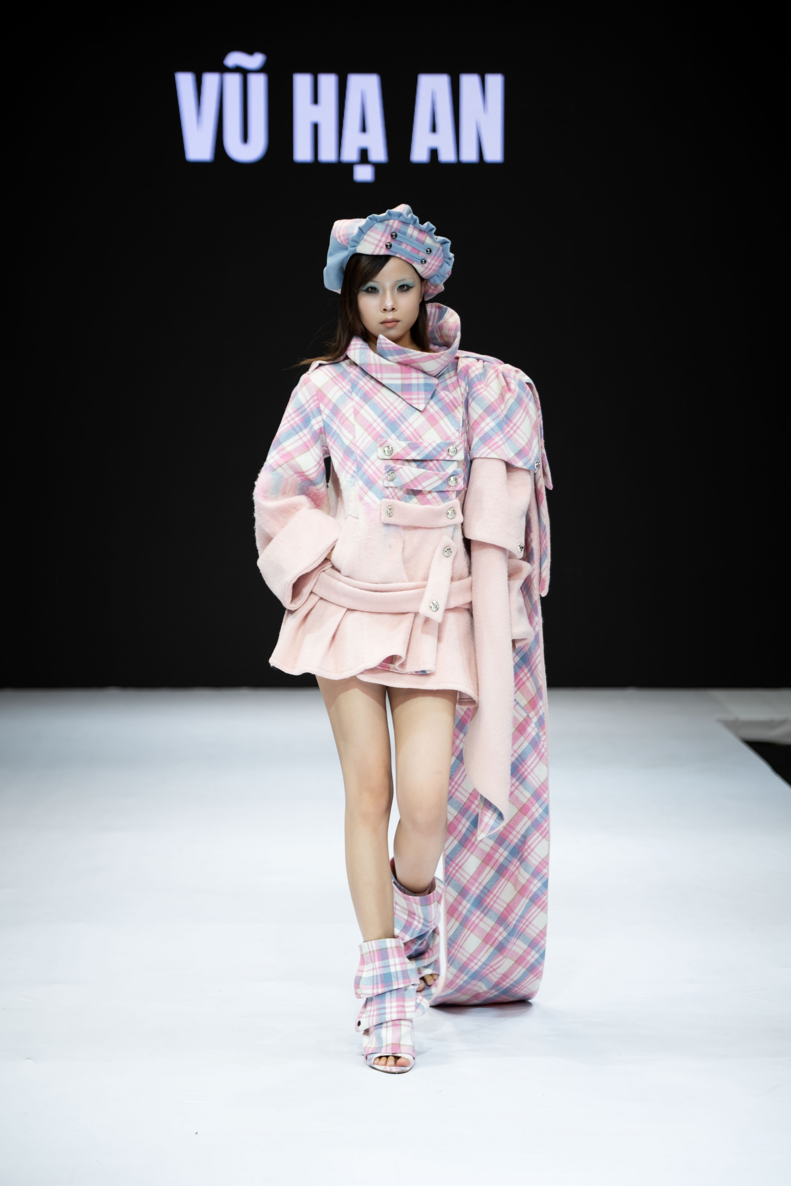 Saigon Fashion Runway mở ra sân chơi mới cho thời trang Việt - Ảnh 15.