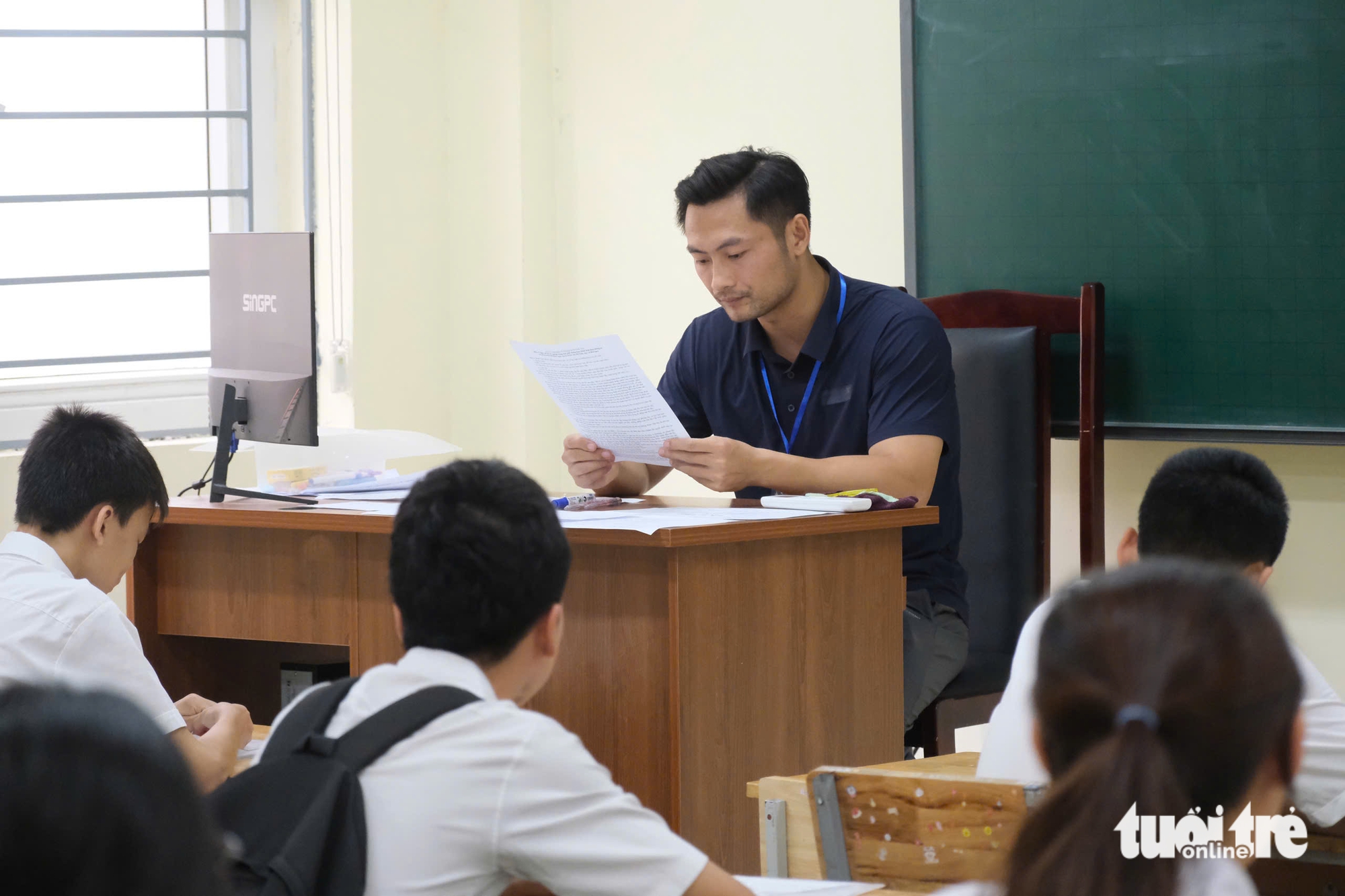 Bộ Giáo dục lần đầu quy định về nhà giáo hợp đồng toàn thời gian sau khi nghỉ hưu - Ảnh 1.