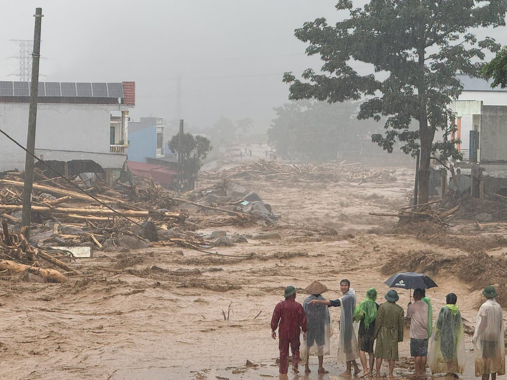 El Nino đã xuất hiện, vì sao miền Bắc lại mưa nhiều, ít nóng giữa hè? - Ảnh 3.