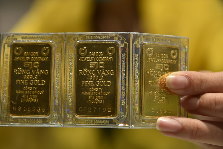 Dù chiến sự Mỹ - Iran leo thang, vì sao giá vàng lại rơi xuống dưới 4.000 USD/ounce? - Ảnh 1.