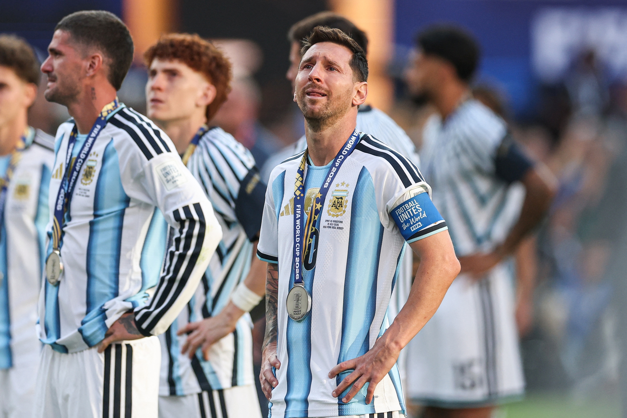 Messi bật khóc, lặng người nhìn Tây Ban Nha vô địch World Cup 2026 - Ảnh 4.