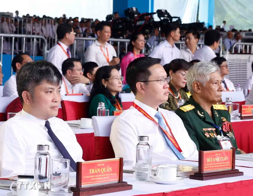Tổng Bí thư, Chủ tịch nước Tô Lâm: TP.HCM phải tiếp tục đi trước, mở đường, thử nghiệm, đột phá và lan tỏa - Ảnh 2.