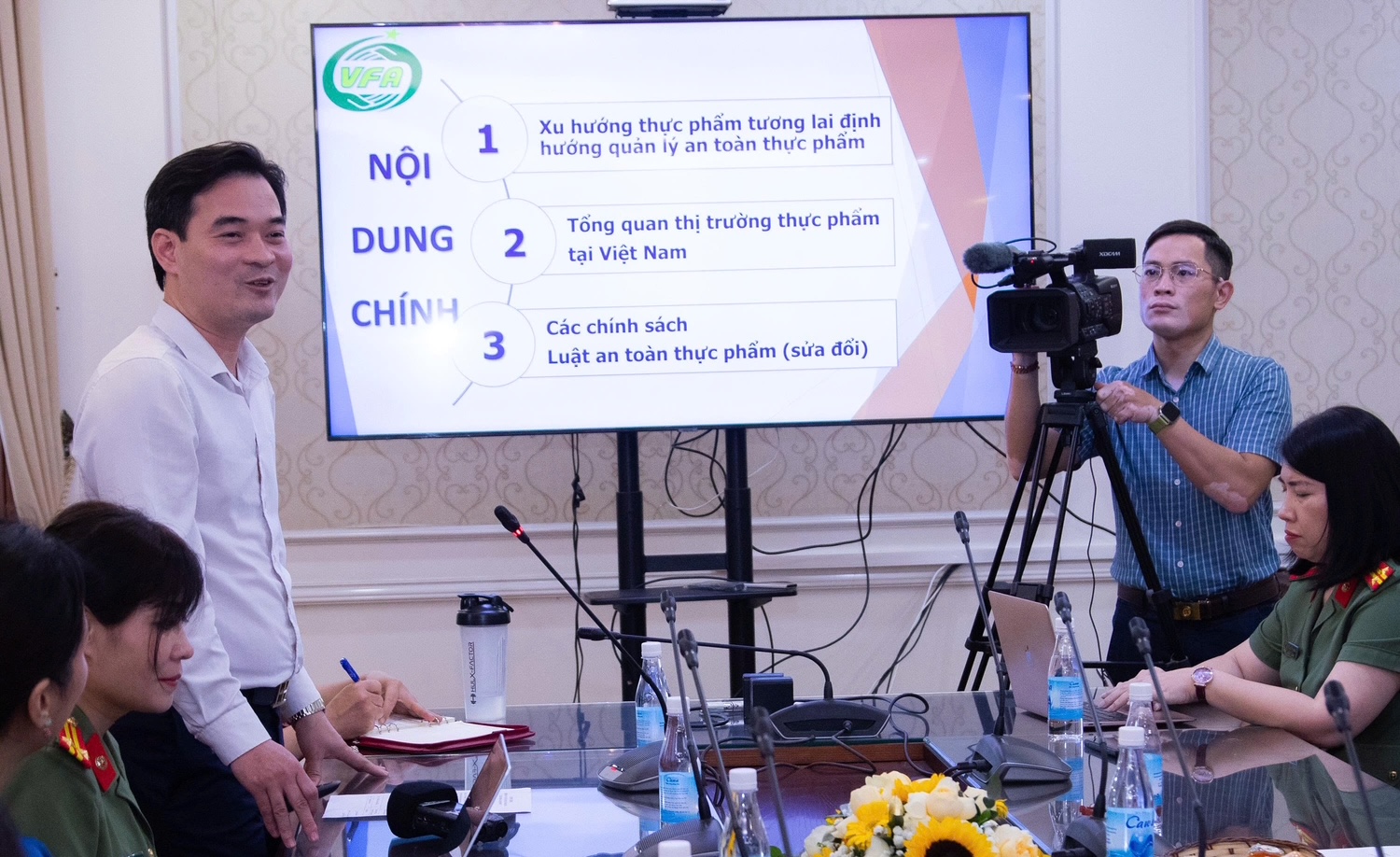 Sẽ có Sở An toàn thực phẩm Hà Nội - Ảnh 1.