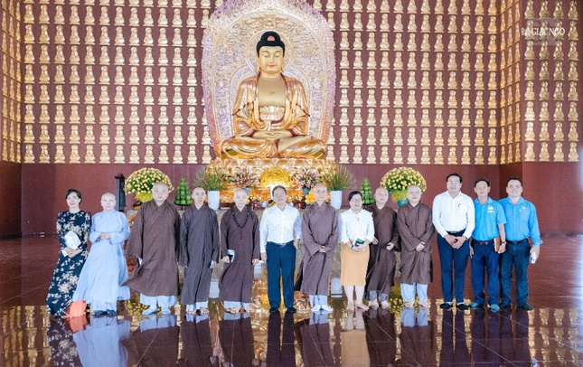 TP.HCM tổ chức lễ tưởng niệm, cầu siêu anh hùng liệt sĩ tại Học viện Phật giáo Việt Nam - Ảnh 2.