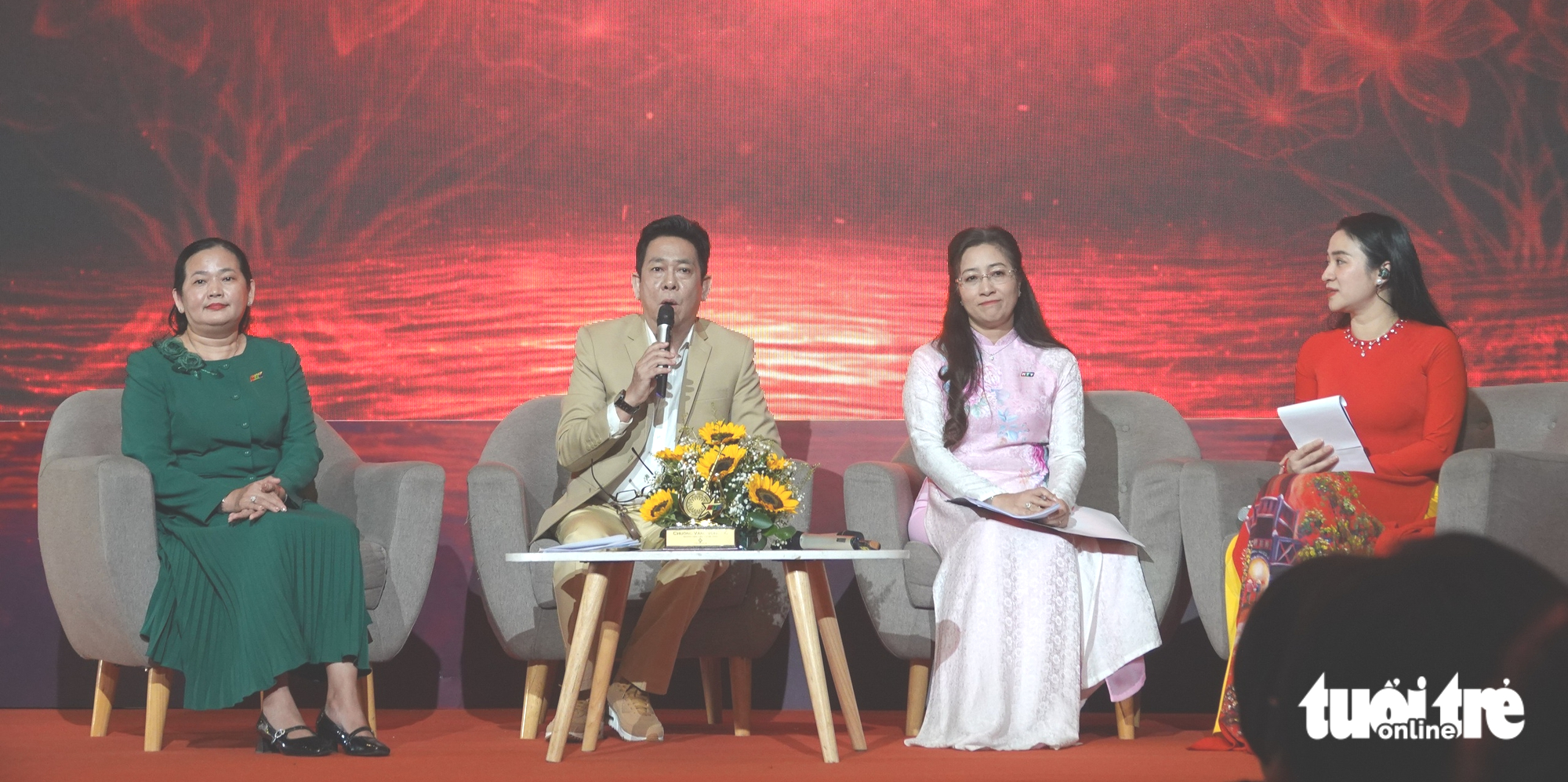NSND Thanh Tuấn mong những đổi mới giúp tìm được Chuông vàng vọng cổ 2026 xứng đáng - Ảnh 4.