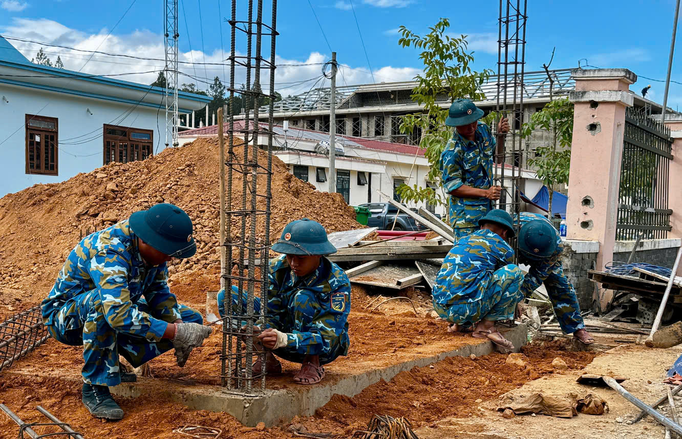 Cận cảnh trường biên giới mọc lên thần tốc từ công sức bộ đội Sư đoàn Phòng không 375 - Ảnh 4.