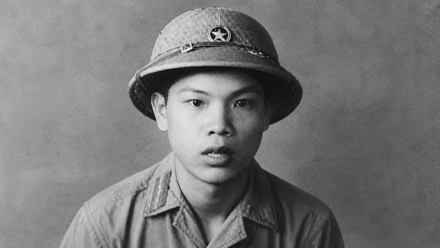 Hành trình 'giải mã' mảnh tôn khuyết chữ và lời kêu gọi tìm lại tên cho một liệt sĩ - Ảnh 1.