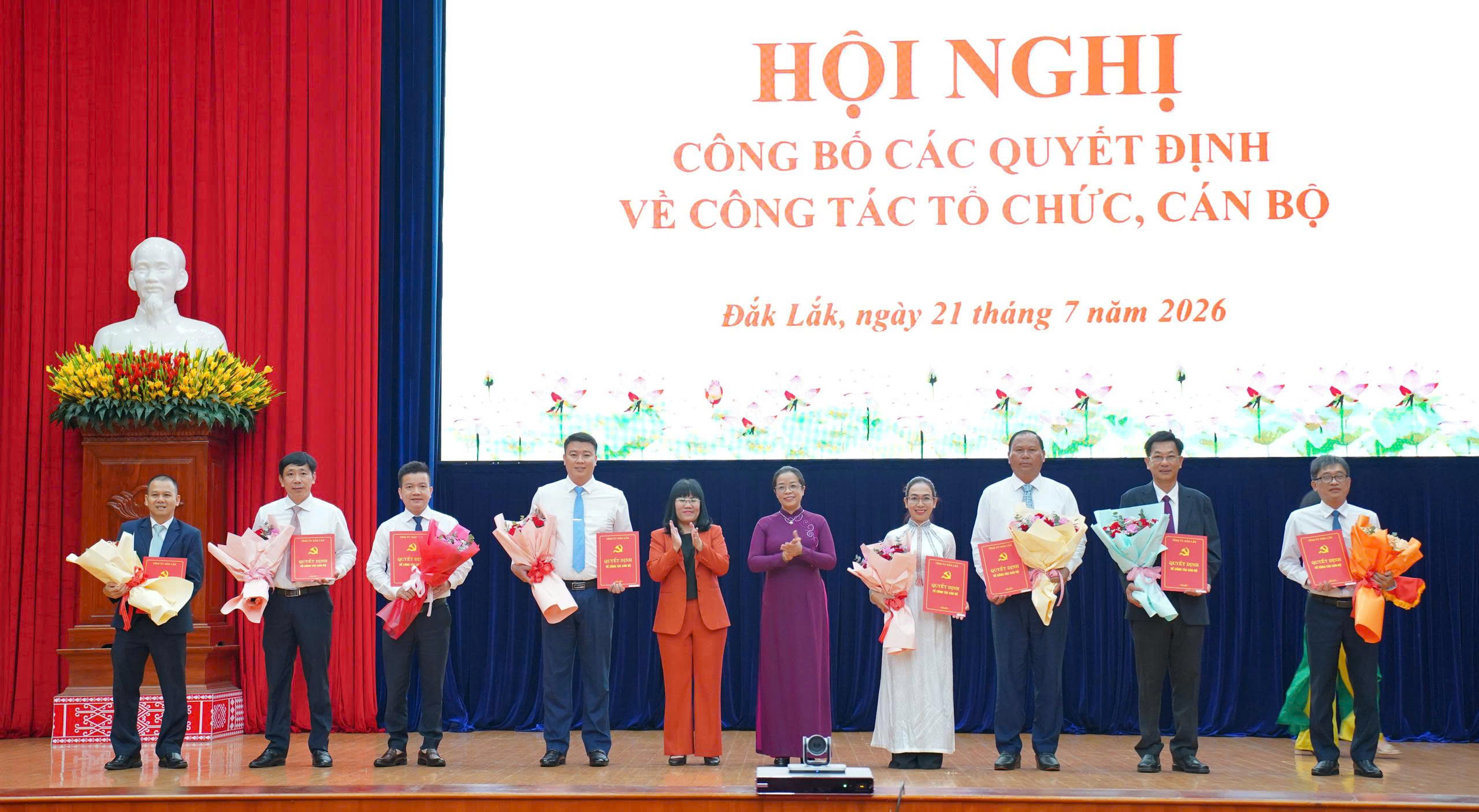 Điều động, bổ nhiệm nhiều lãnh đạo ban Đảng, sở ngành ở Đắk Lắk - Ảnh 1.