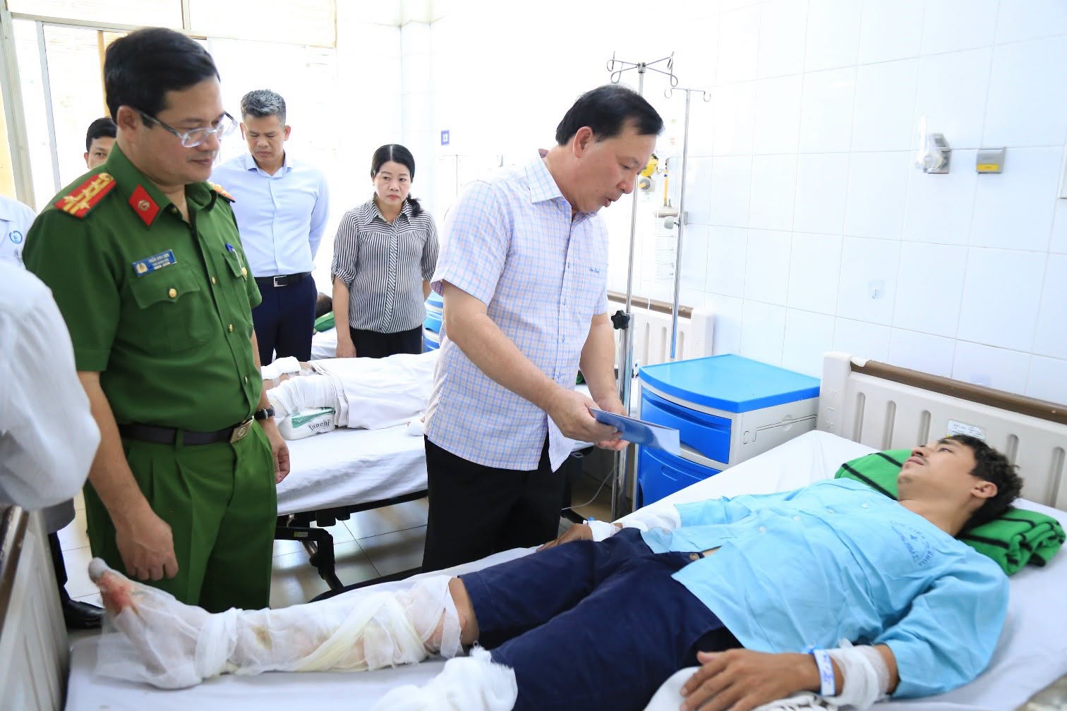 Khởi tố, tạm giam tài xế vụ cháy xe khách làm 7 người chết ở Đồng Nai - Ảnh 2.