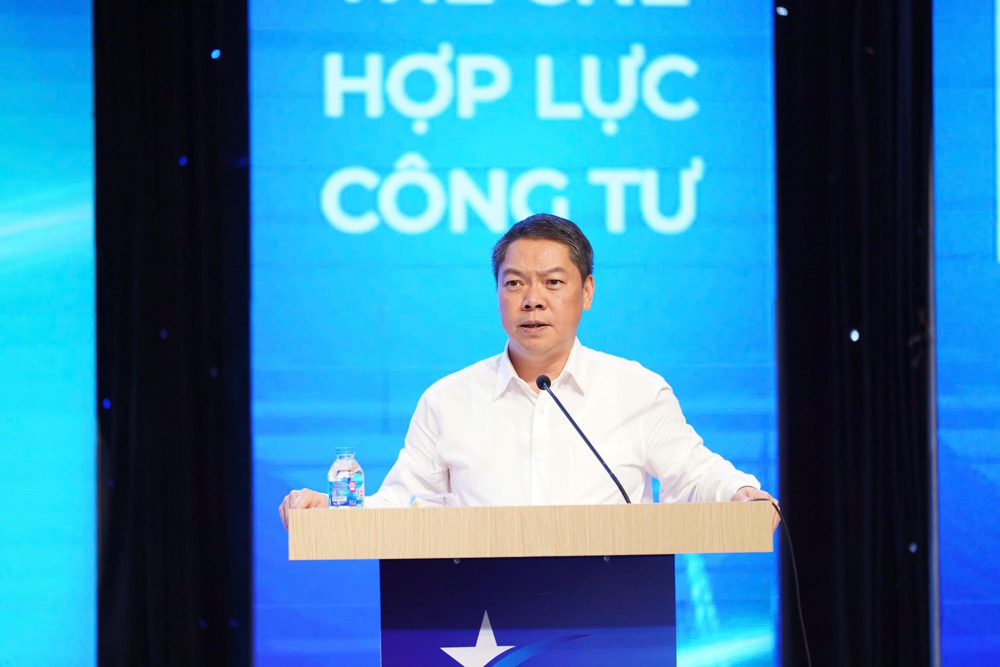Lạng Sơn lập kênh đối thoại doanh nghiệp, thúc đẩy loạt dự án cao tốc kết nối - Ảnh 2.