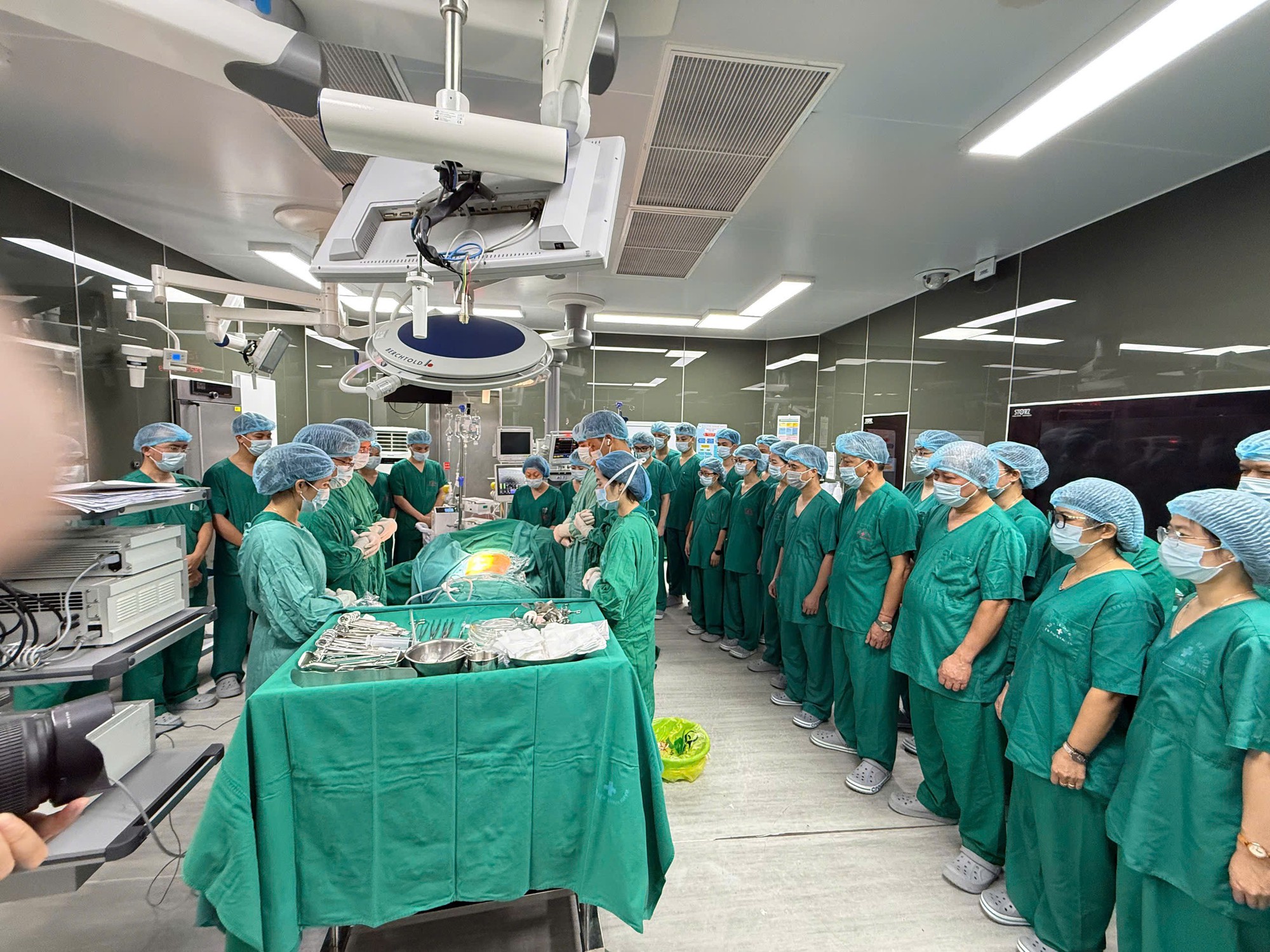 Hiến tạng: Hành trình yêu thương tiếp nối sự sống cho những người cần - Ảnh 1.