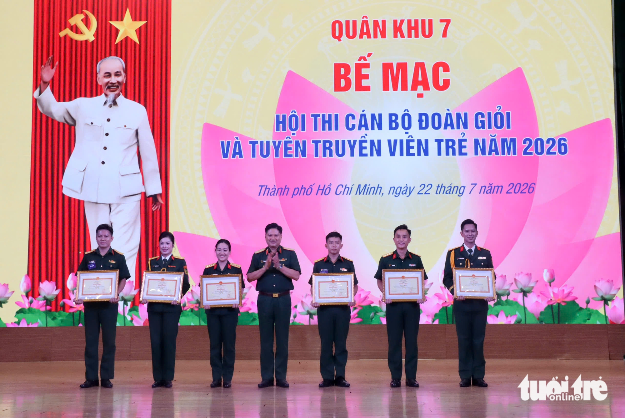 Lộ diện những gương mặt cán bộ Đoàn giỏi và tuyên truyền viên trẻ Quân khu 7 - Ảnh 8.