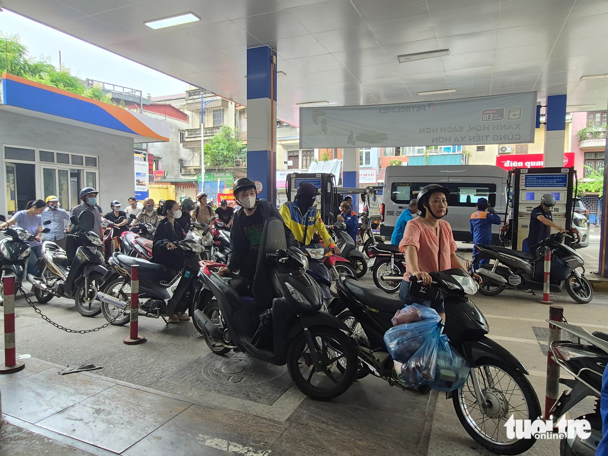 Bán lẻ xăng dầu chờ hàng phải tạm nghỉ, Bộ Công Thương chỉ đạo nóng - Ảnh 5.