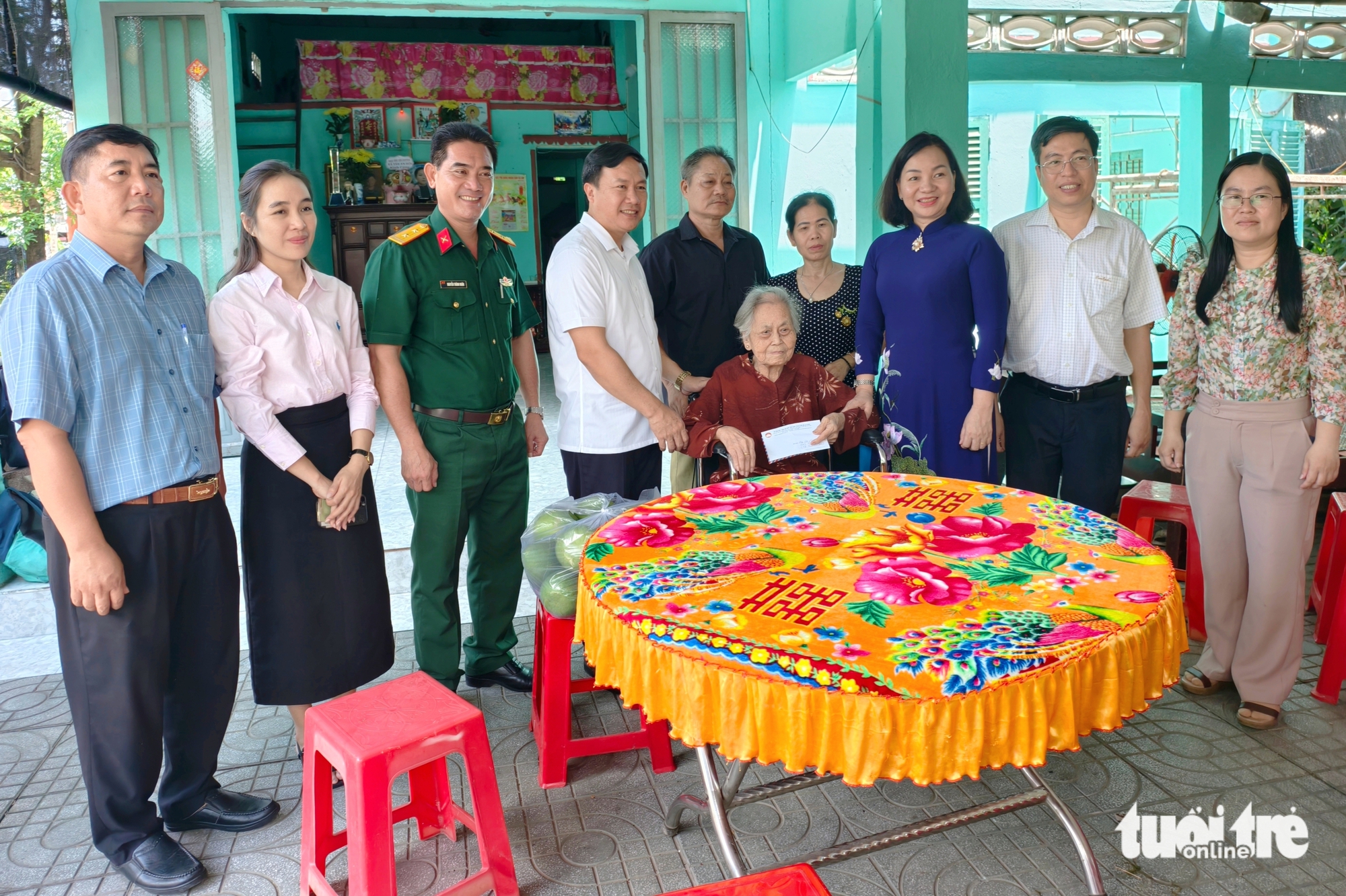 Trung tâm chỉ huy hình ảnh dùng camera AI ở Hóc Môn góp phần đảm bảo an ninh trật tự - Ảnh 3.