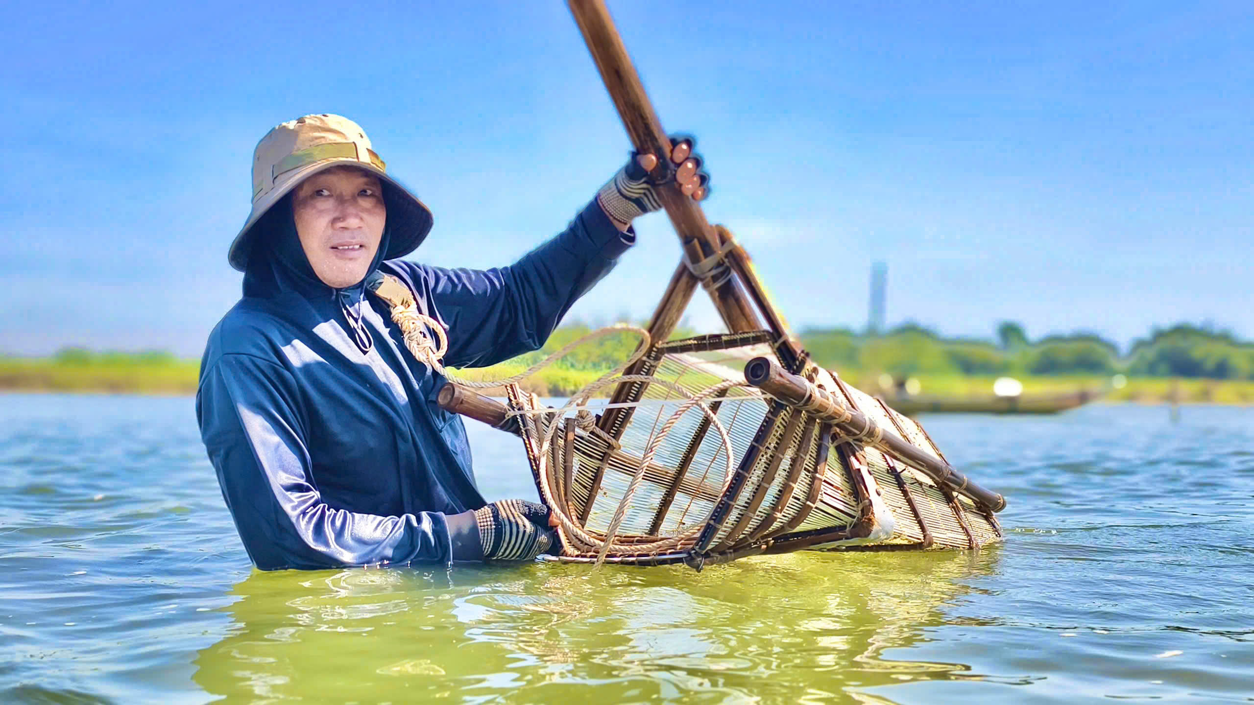 Theo con nước sông Trà Khúc săn đặc sản don nổi tiếng cả nước - Ảnh 8.
