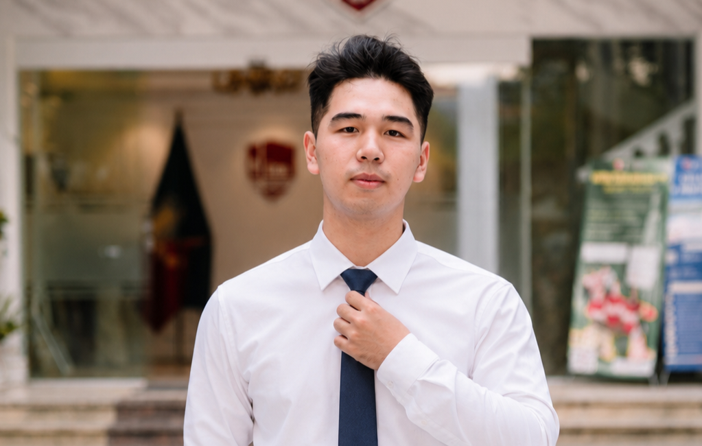 Nam sinh với niềm đam mê đầu tư, kinh doanh trở thành thủ khoa Trường đại học Kinh tế - Ảnh 1.