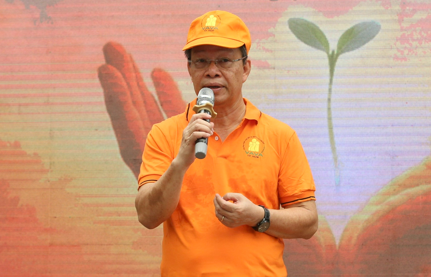Những bức ảnh vượt lên nỗi đau da cam tại chương trình giao lưu nghệ thuật 2026 - Ảnh 2.