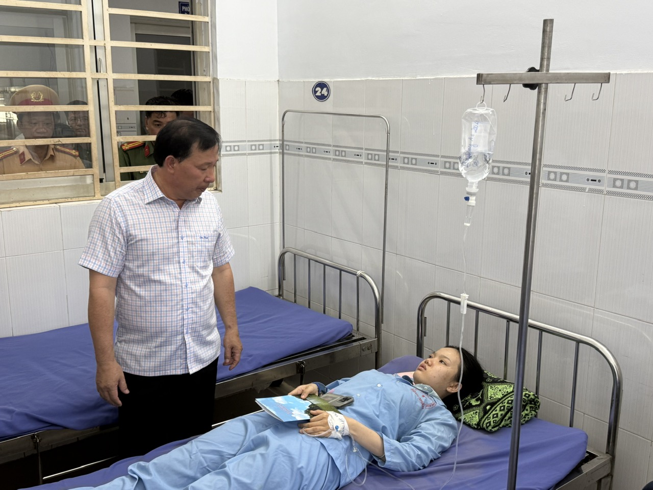 Vụ cháy xe làm 7 người chết ở Đồng Nai: Vị trí xe đón trả khách không đúng quy định - Ảnh 2.