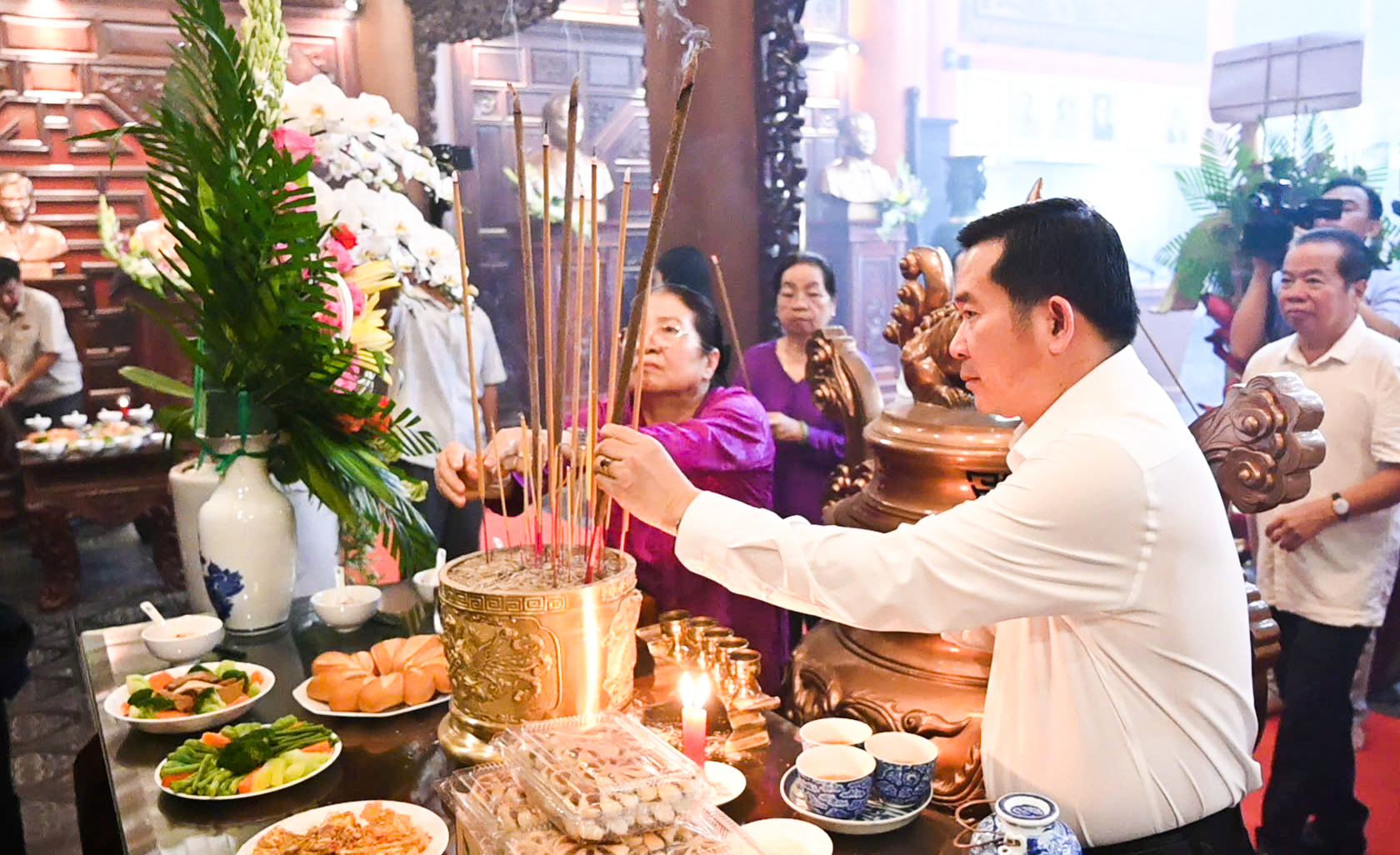 Lễ giỗ anh hùng liệt sĩ An Giang lần đầu tổ chức kỷ niệm 79 năm Ngày Thương binh - liệt sĩ - Ảnh 3.