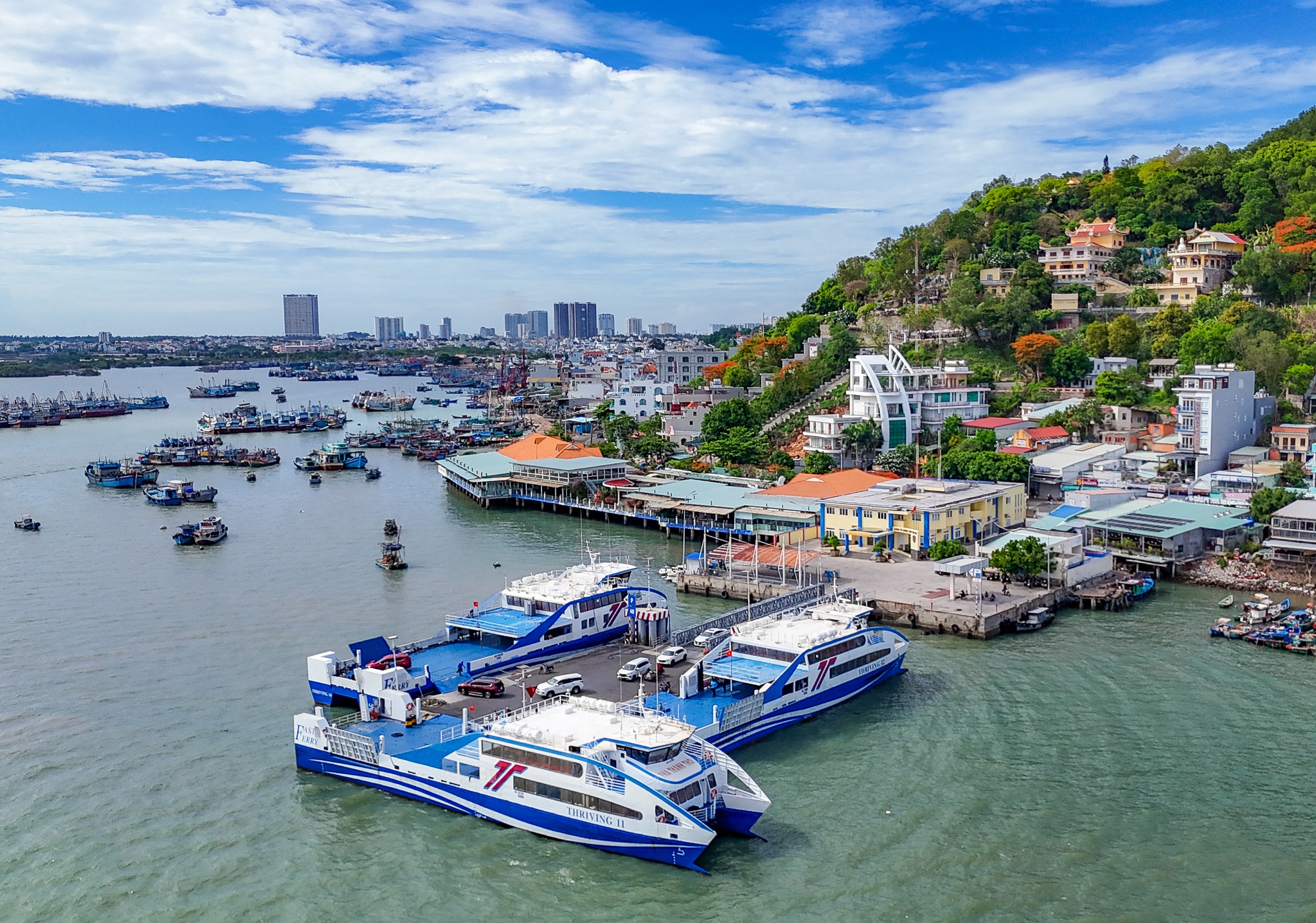 Tin tức sáng 28-7: Ủy ban Thường vụ Quốc hội cho ý kiến về dự Luật Phát triển đô thị, sửa Luật Đất đai - Ảnh 2.