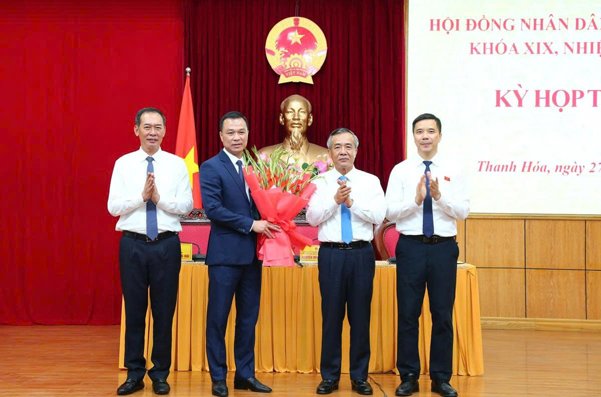 Tân Chủ tịch UBND tỉnh Thanh Hóa Tô Anh Dũng: Tập trung tháo gỡ các ‘điểm nghẽn’ để phát triển - Ảnh 2.