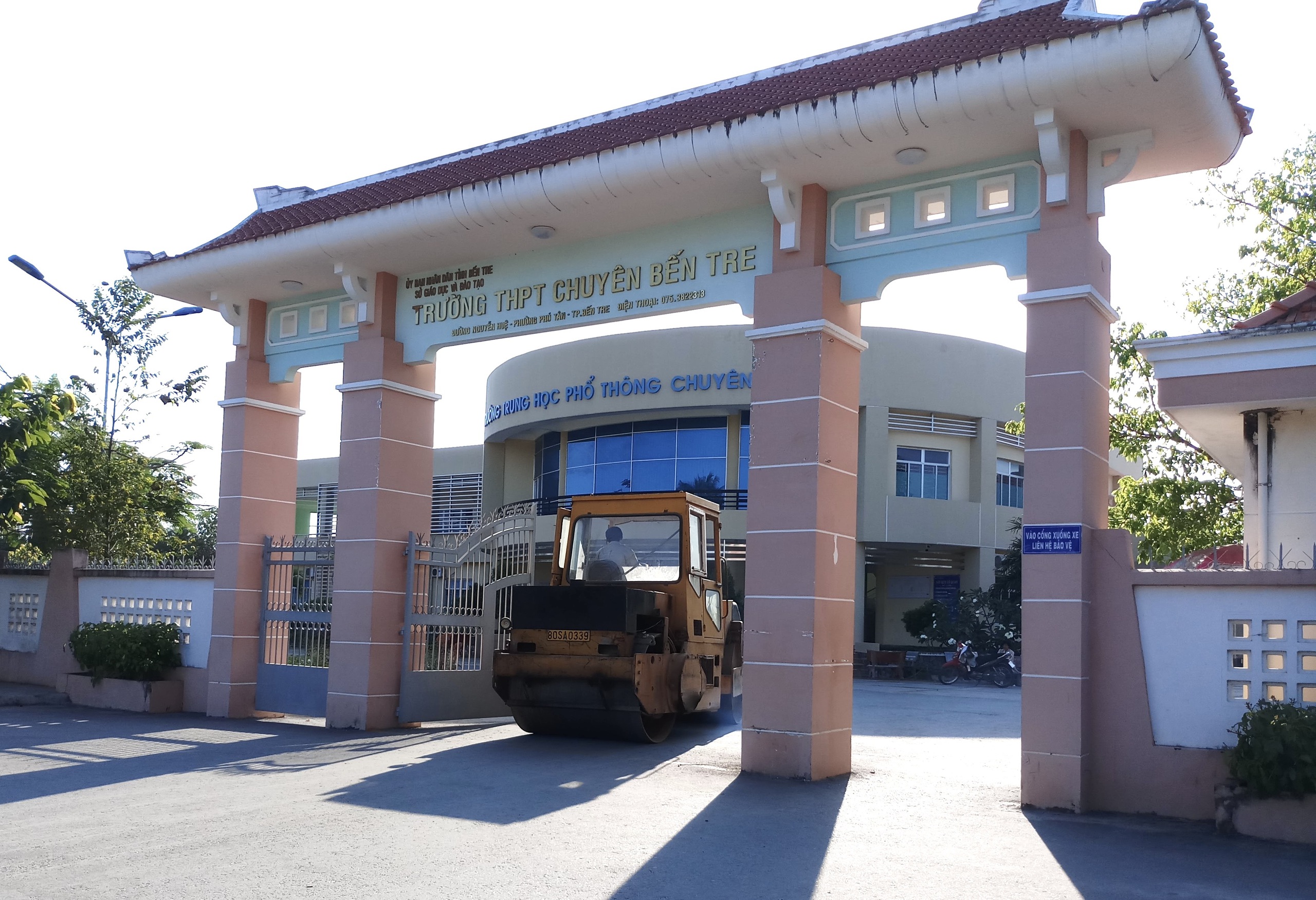 Thí sinh điểm thấp vẫn trúng tuyển vào trường chuyên Bến Tre năm 2026 - 2027 - Ảnh 1.