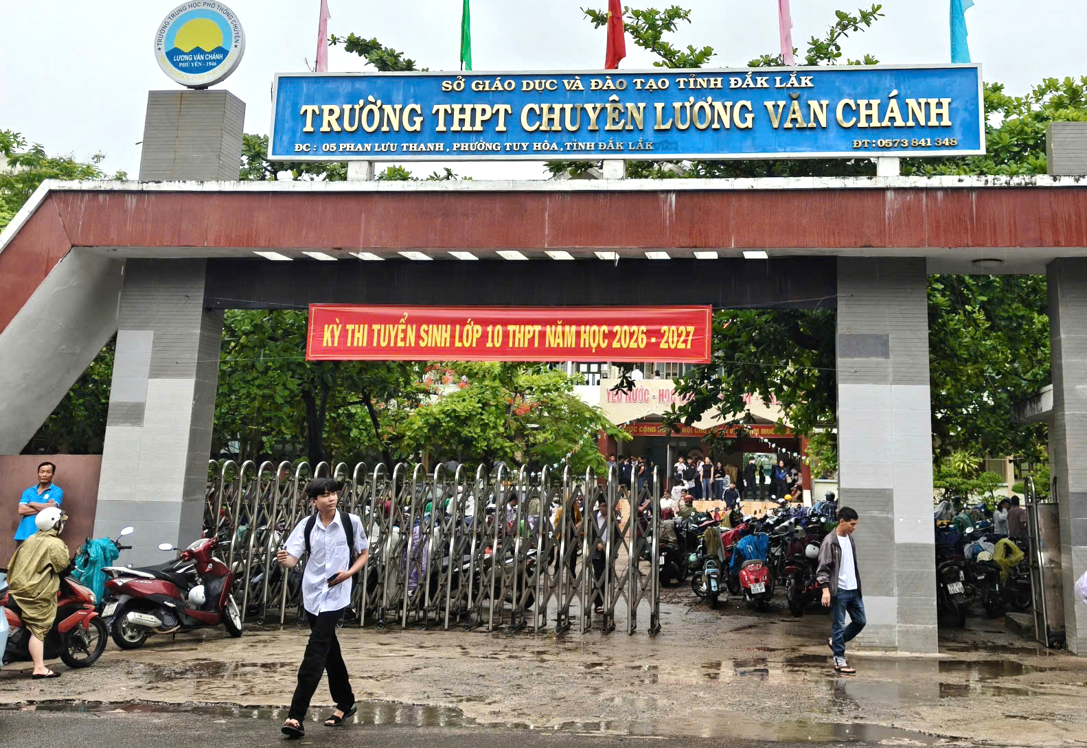 Đắk Lắk lý giải việc điểm môn chuyên thấp vẫn trúng tuyển - Ảnh 1.