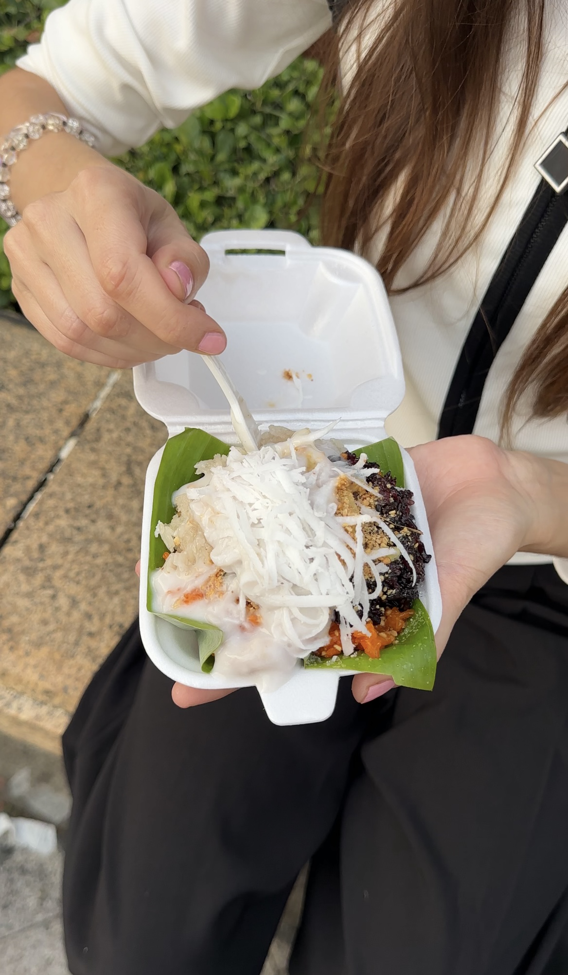 Vì sao người nước ngoài mê đồ ăn sáng Việt Nam: bò né, bánh cuốn, xôi mặn…sao mà kể hết - Ảnh 10.