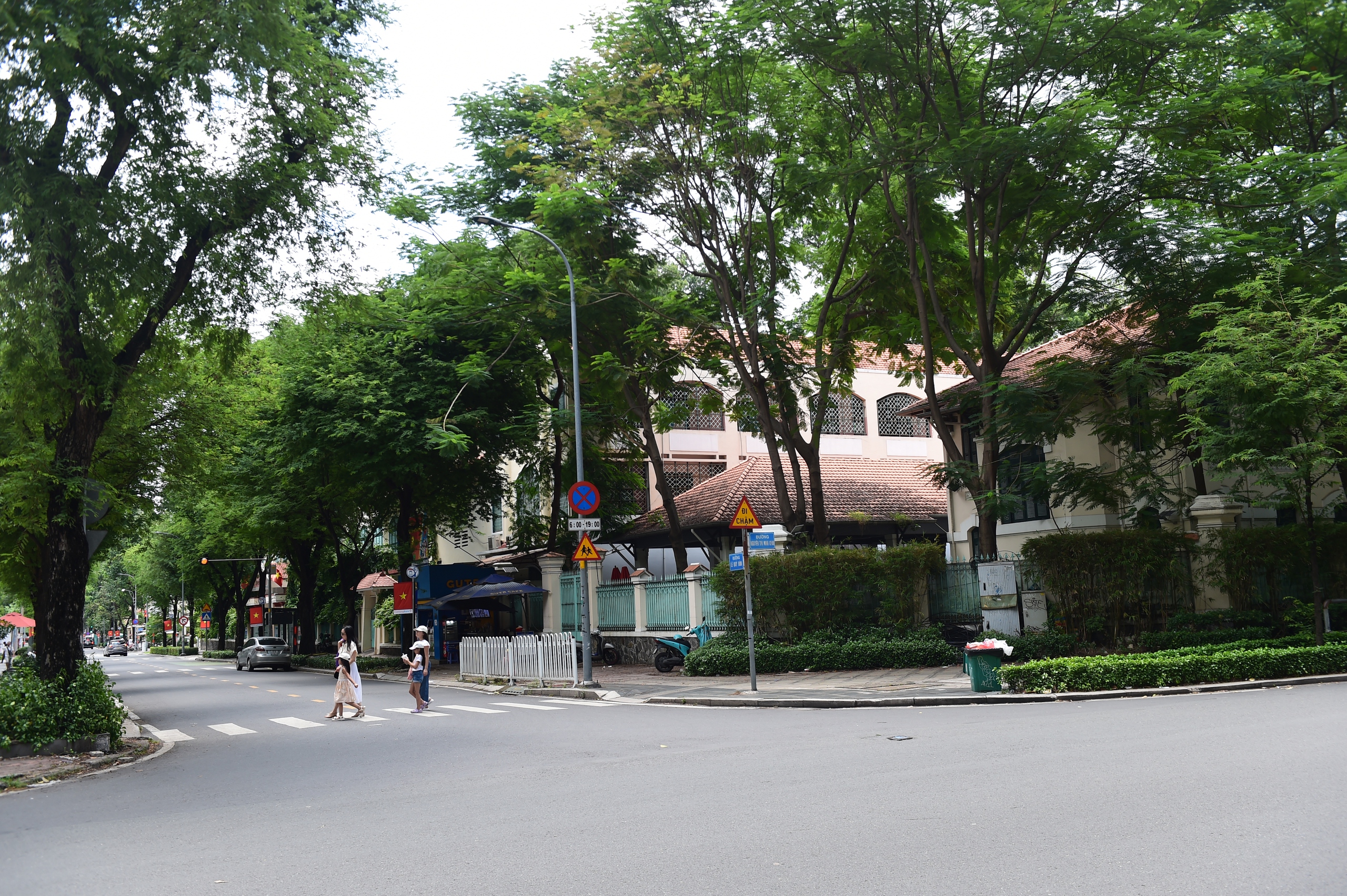 Hình bóng Lê Quý Đôn ở TP.HCM - Ảnh 2.