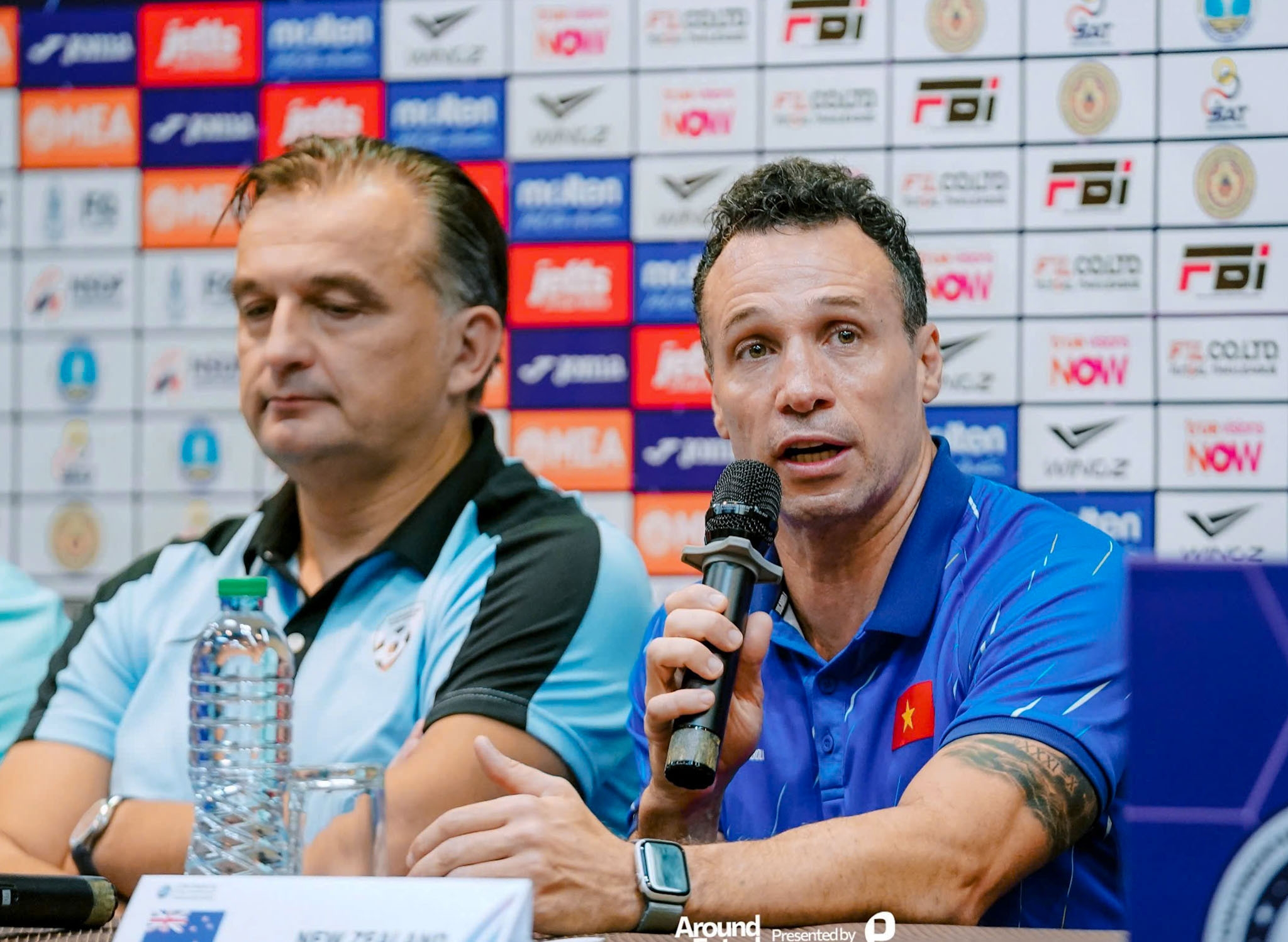 HLV Argentina nói gì trước trận futsal Việt Nam - Nga? - Ảnh 1.
