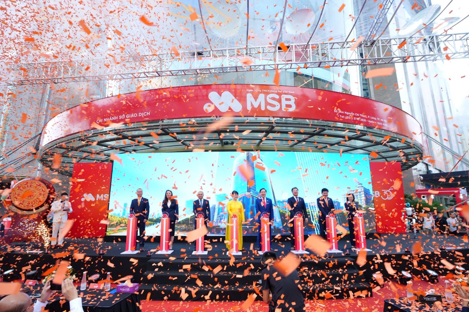 MSB khai trương Hội sở chính và Sở Giao dịch mới - Chào mừng 35 năm thành lập - Ảnh 1.