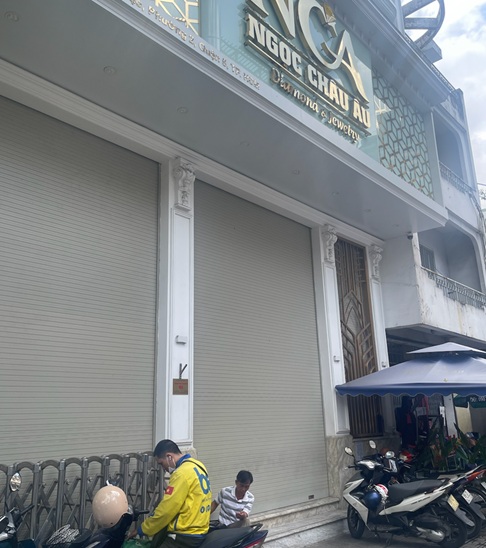 Ho Chi Minh City jewelry outlets shut down amid liquidity crunch, regulatory crackdown- Ảnh 5.