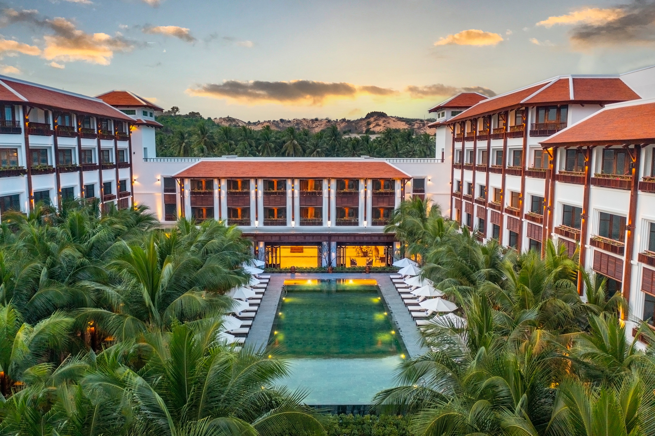 Condé Nast Traveller vinh danh 10 khách sạn tốt nhất nhất Việt Nam - Ảnh 1.