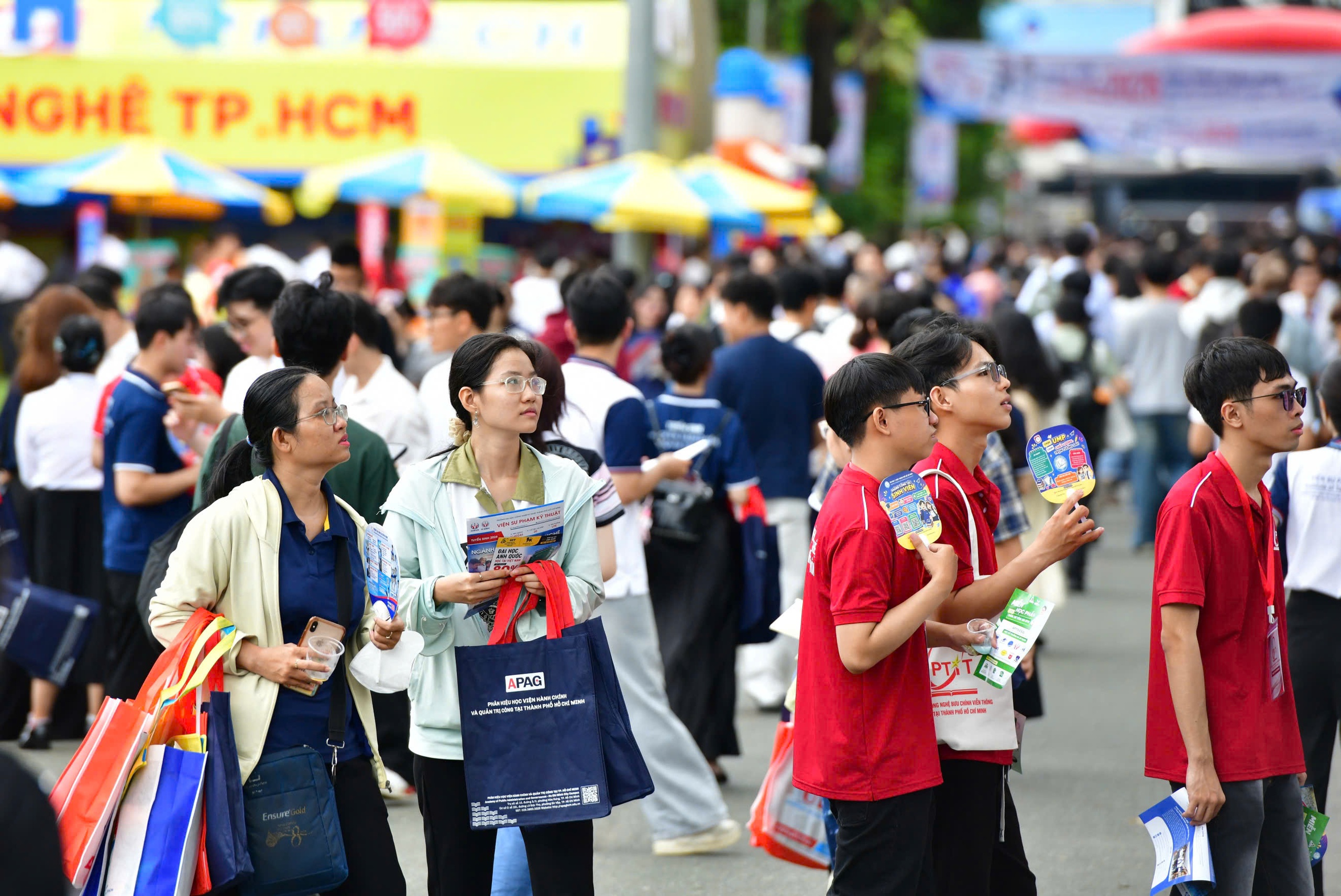 Bộ Giáo dục cảnh báo 3 lỗi khiến thí sinh mất cơ hội trúng tuyển năm 2026 - Ảnh 12.