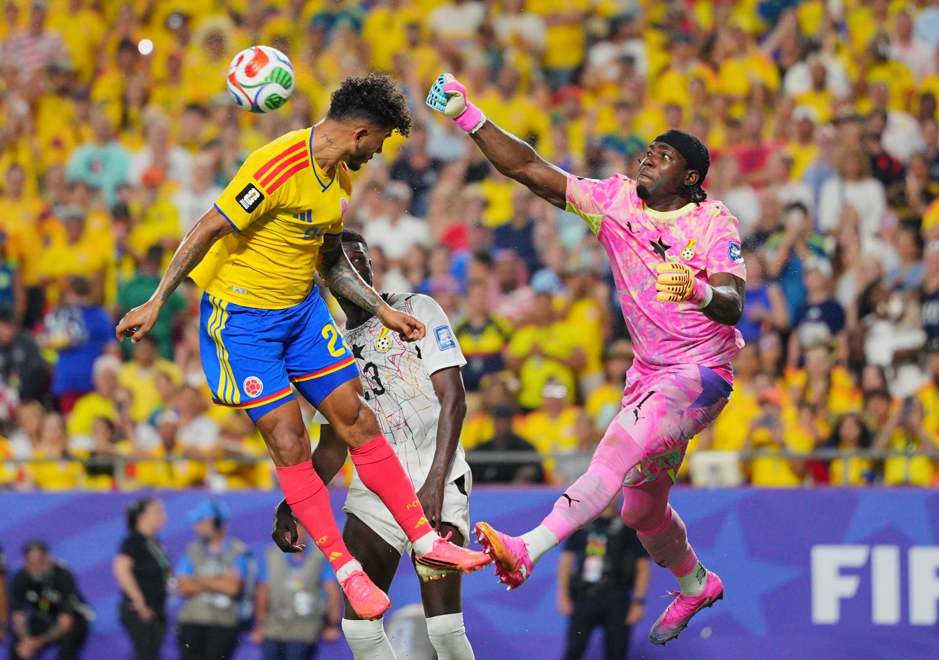 Colombia edge Ghana 1-0 to set up Switzerland showdown