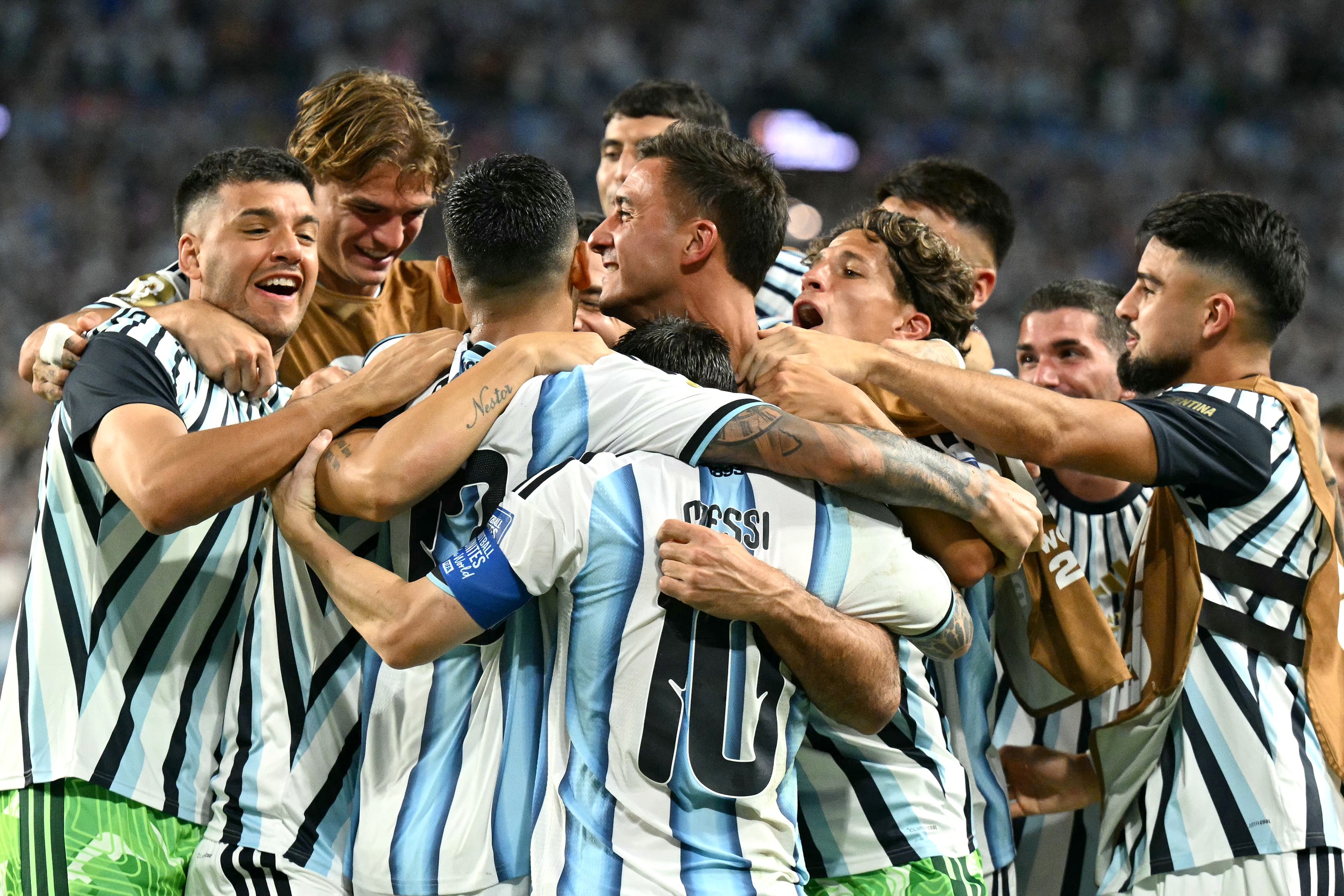 Argentina vất vả hạ 'hiện tượng' Cape Verde 3-2 sau 120 phút kịch tính - Ảnh 1.