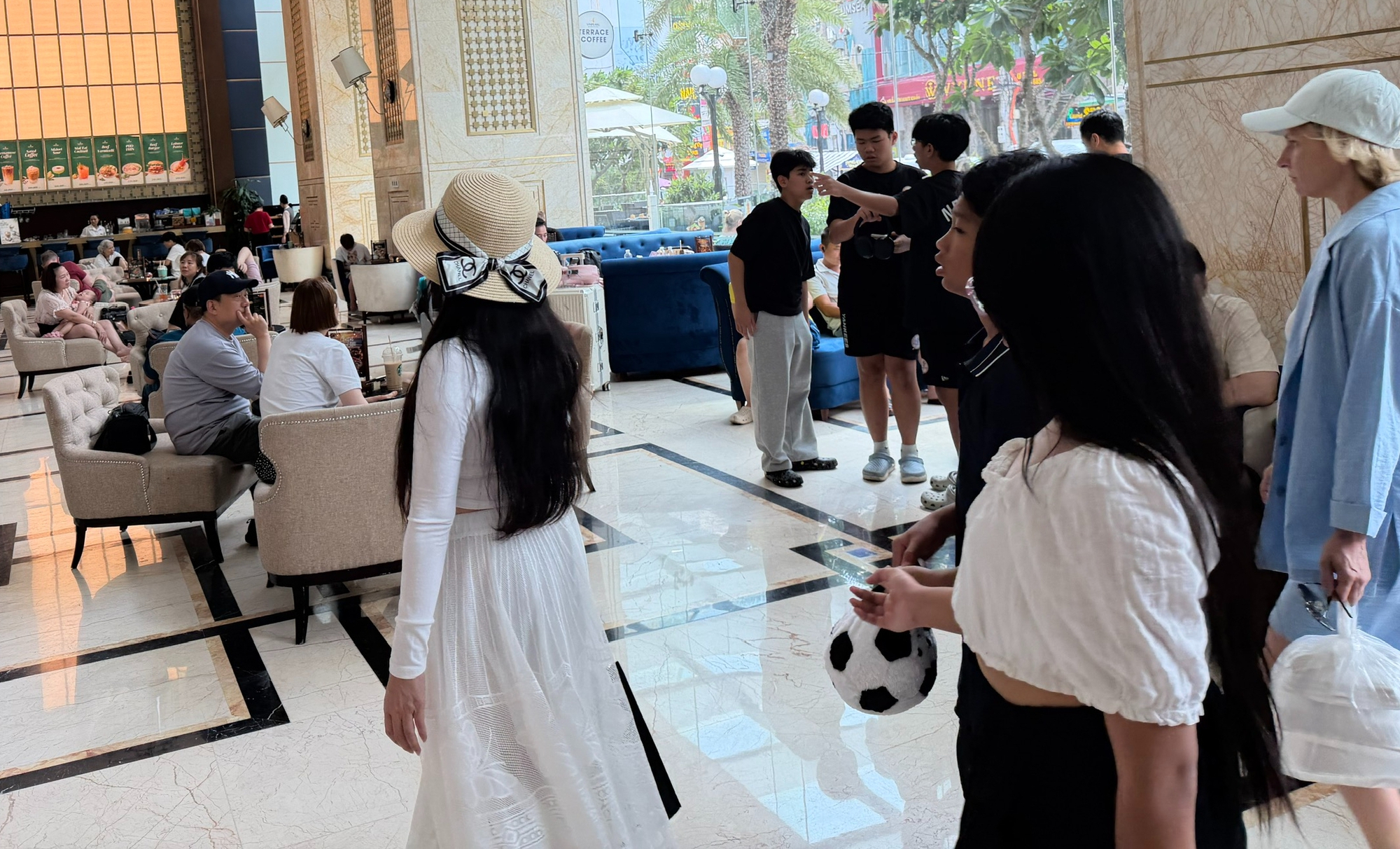 Khách Việt sẵn sàng chi nhiều hơn cho du lịch số  - Ảnh 1.