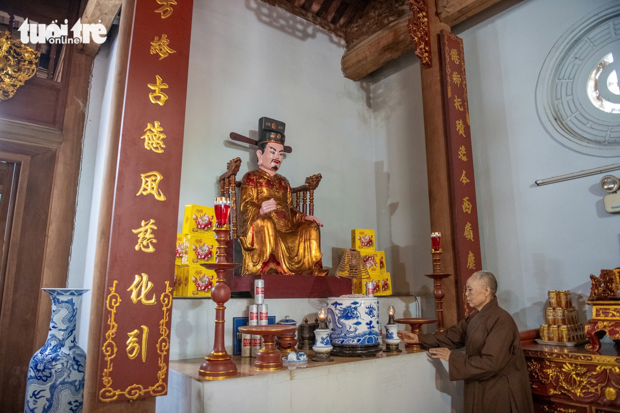 Bảo vật quốc gia lưu giữ câu chuyện miễn sưu thuế ở làng hơn 1.000 năm tuổi tại Hà Nội - Ảnh 2.