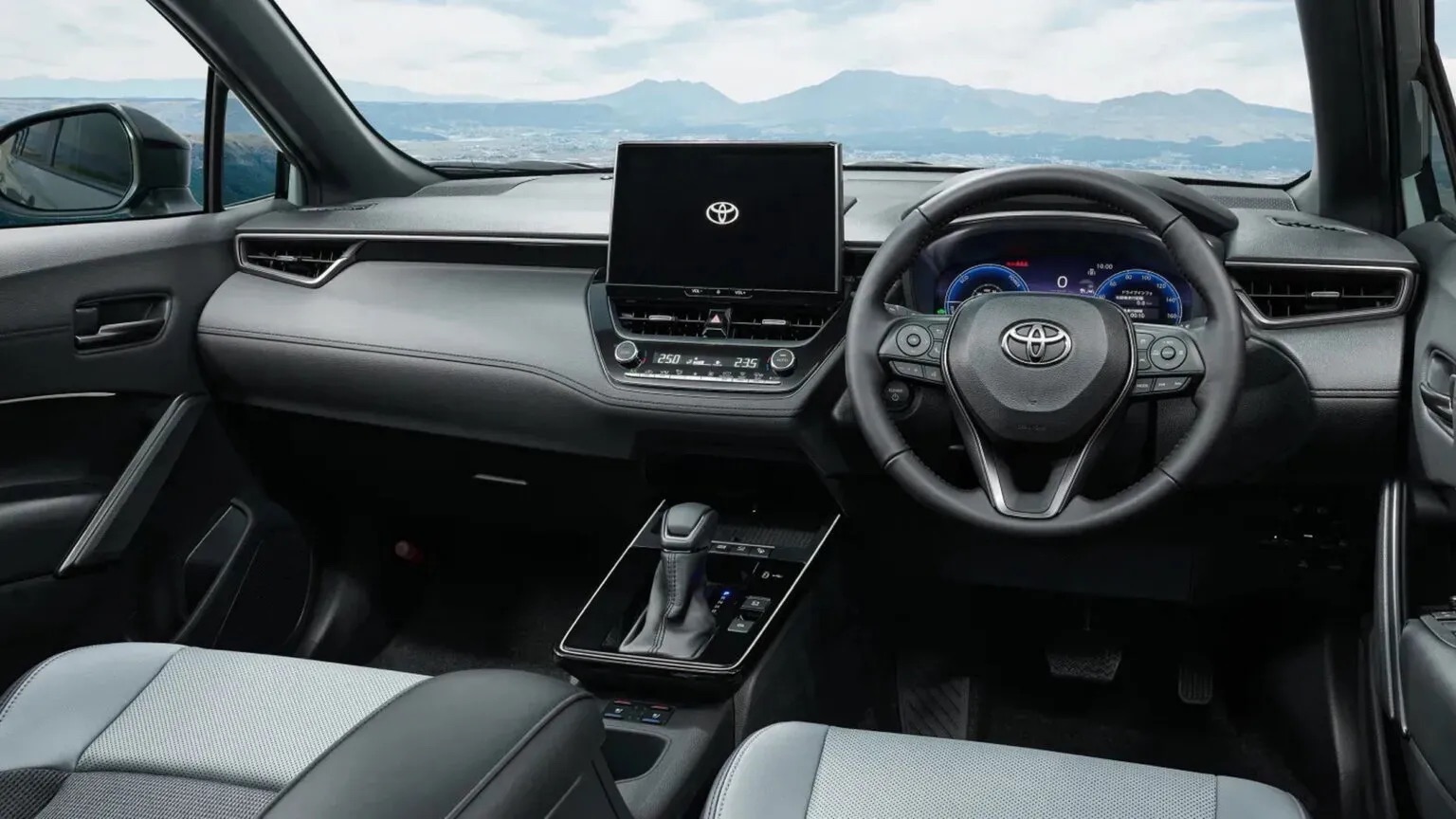Toyota Corolla Cross bổ sung bản mới: Ngoại hình tinh chỉnh, lốp đi địa hình, camera nhìn xuyên gầm - Ảnh 8.