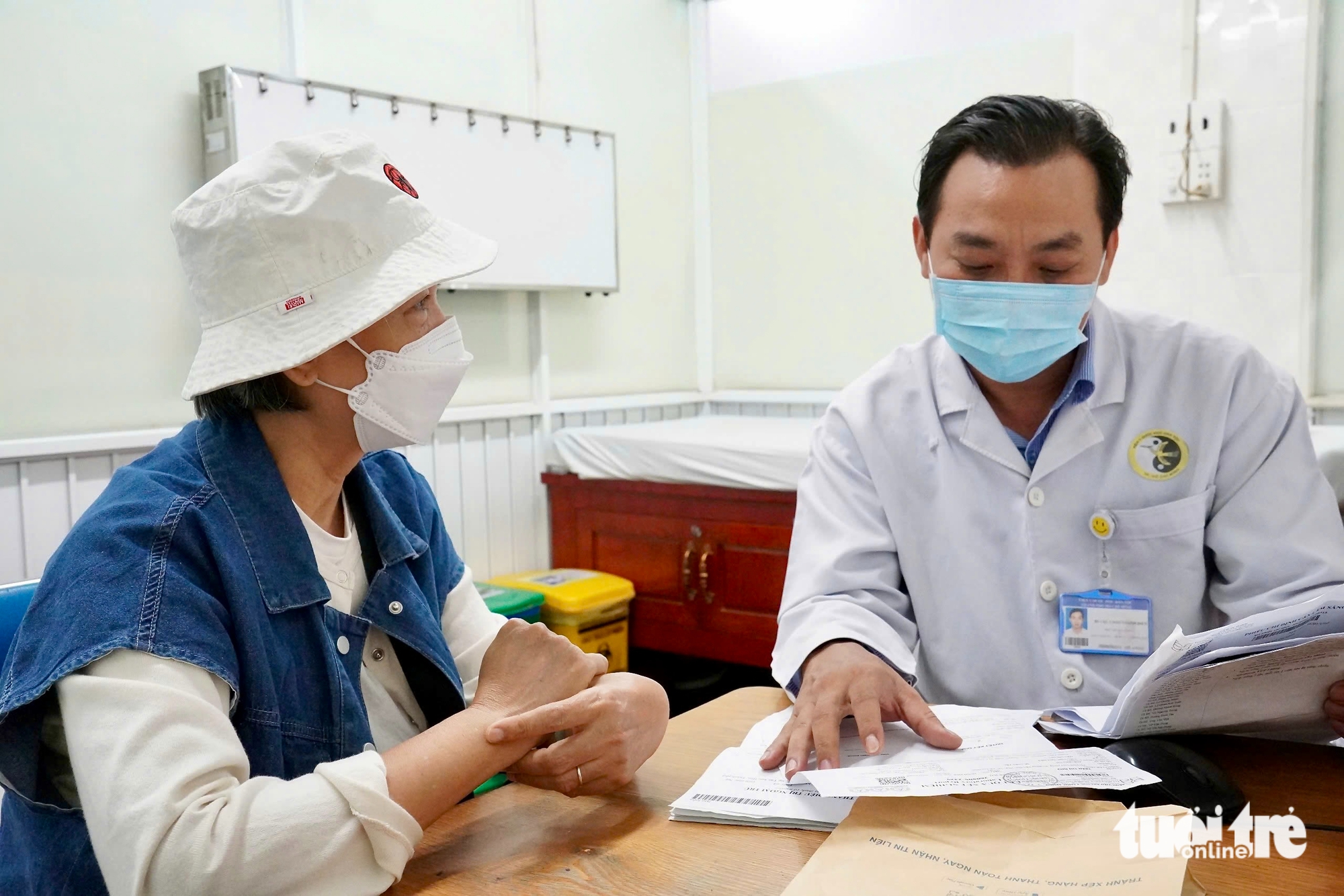 Cận cảnh quy trình sơ chế dược liệu y học cổ truyền ở Viện Y dược học dân tộc TP.HCM - Ảnh 7.