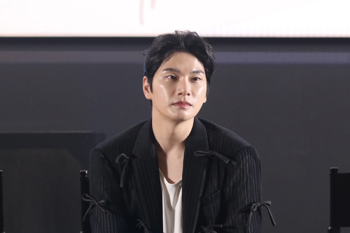Lee Yi Kyung: 'Không có lý do gì để tôi không yêu Việt Nam' - Ảnh 2.