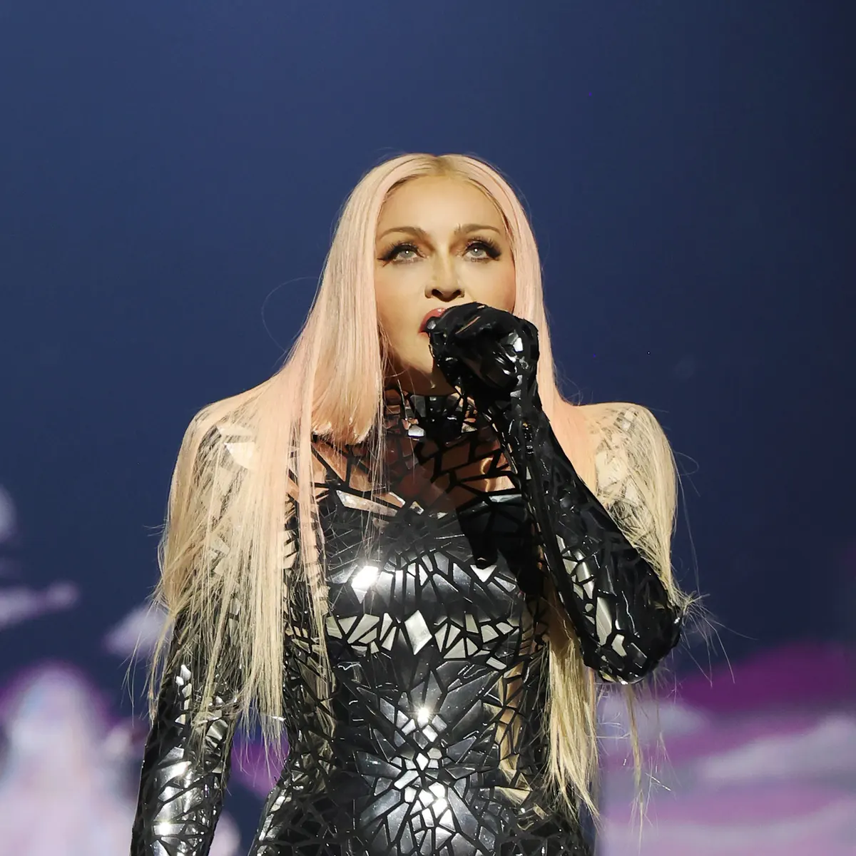 Madonna và cuộc trở lại ở tuổi 67 với Confessions II - Ảnh 3.