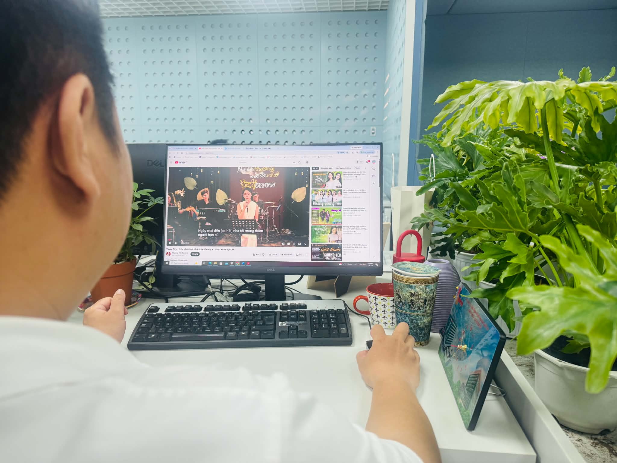 Mở nhạc Spotify trong quán cà phê có phải đóng phí bản quyền không? - Ảnh 2.