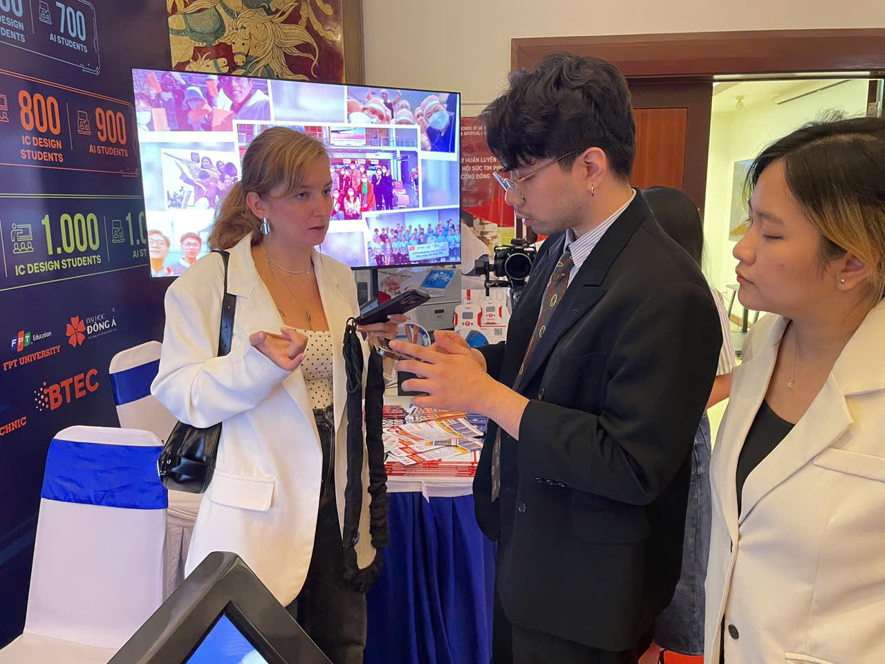 Giáo sư giải Nobel 2018: 'Không có nhà toán học nào trở thành tỉ phú, nhưng toán học lại tạo ra những đột phá vĩ đại' - Ảnh 2.