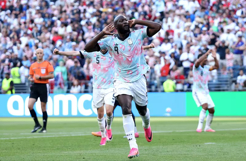 FIFA khủng hoảng sau vụ ưu ái đội tuyển Mỹ - Ảnh 1.