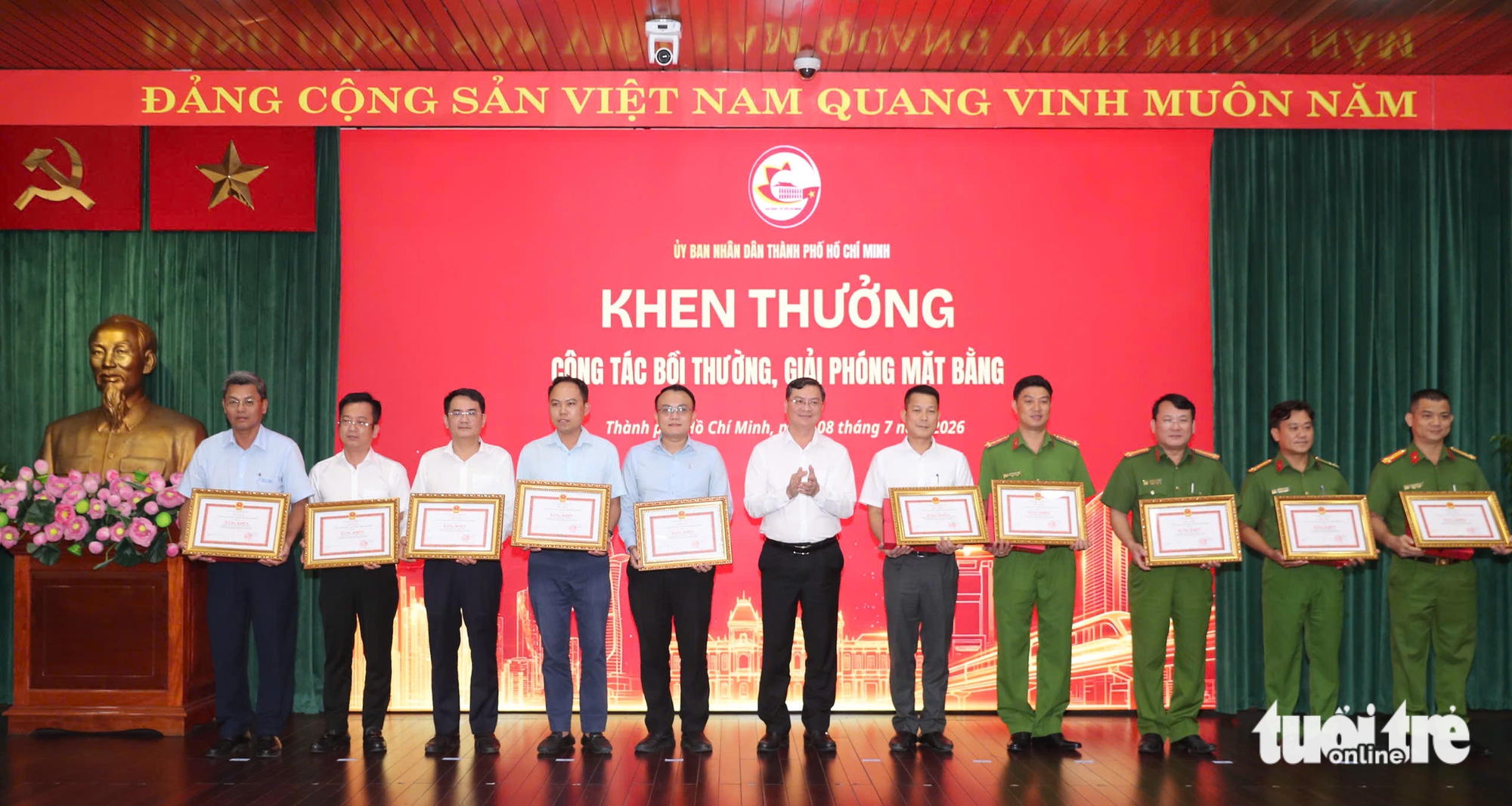 TP.HCM phát động cao điểm 150 ngày đêm hoàn thành mục tiêu tăng trưởng 2 con số - Ảnh 3.