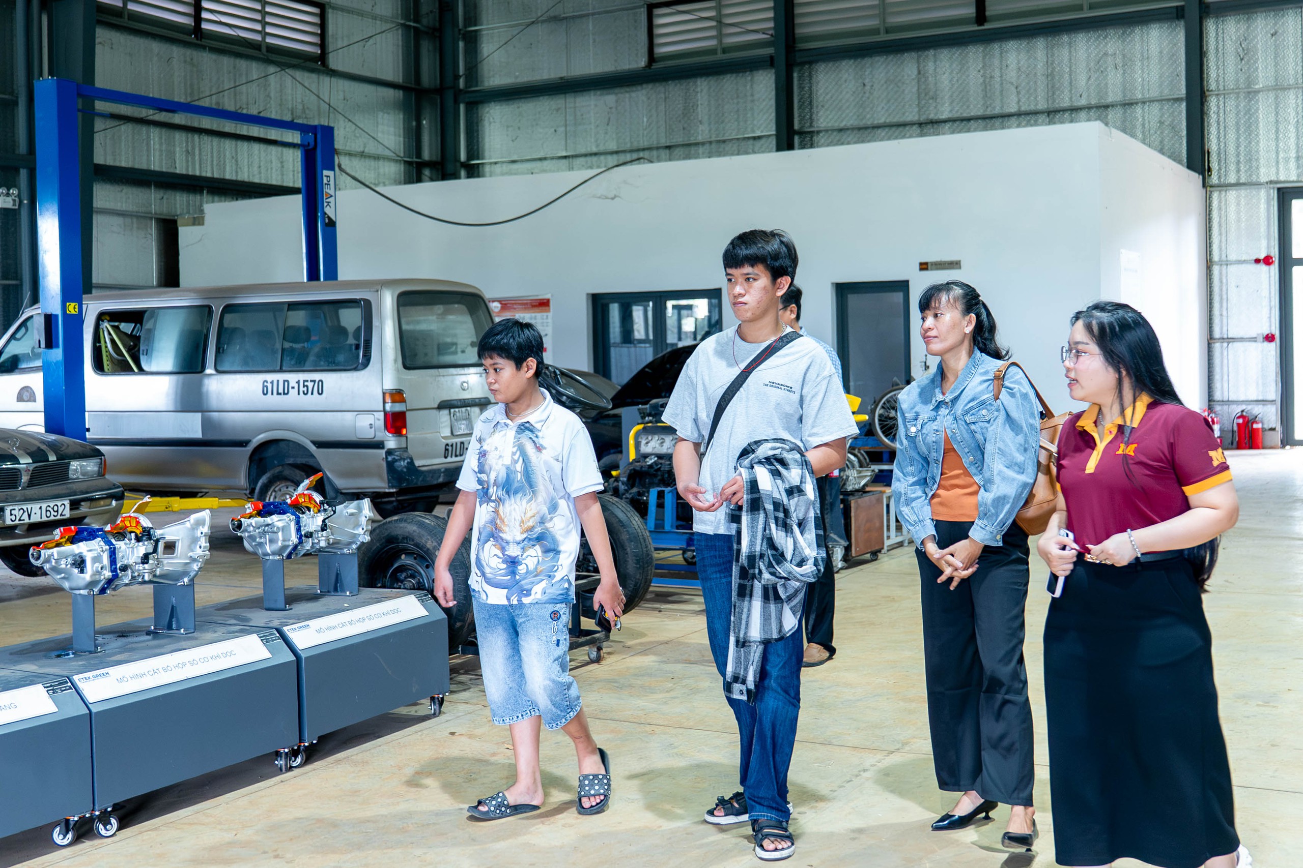 Thí sinh 2k8 đăng ký nhóm ngành STEM tại Trường Đại học Công nghệ Miền Đông tăng mạnh trong năm 2026 - Ảnh 2.
