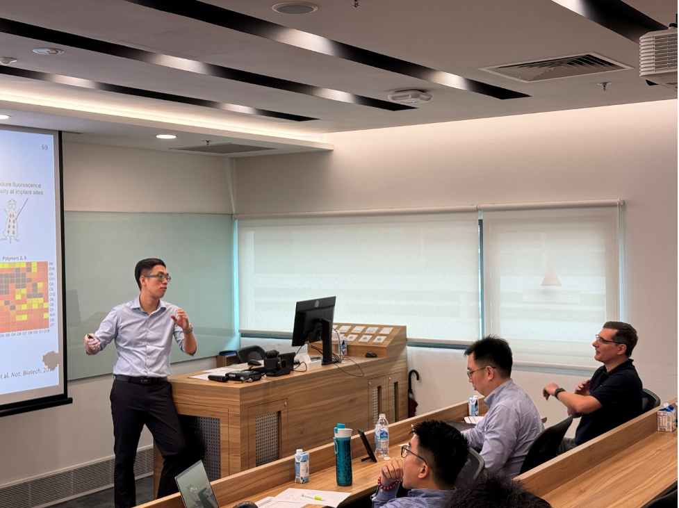 Nhà khoa học trẻ từ Singapore trở về: Muốn tạo ra những 'liệu pháp sống' cho người Việt - Ảnh 2.